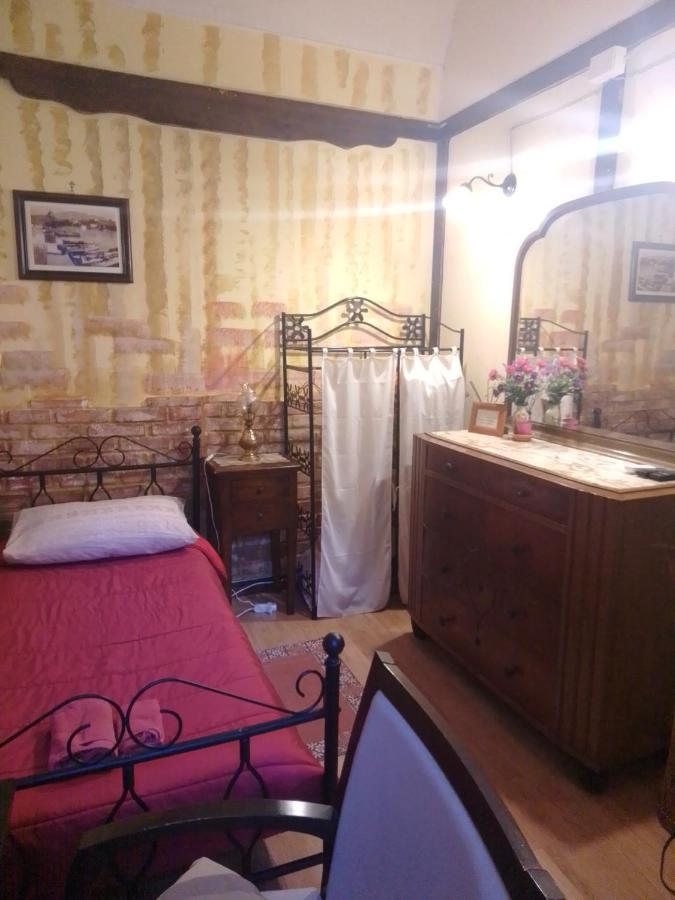 Chambre Simple Économique