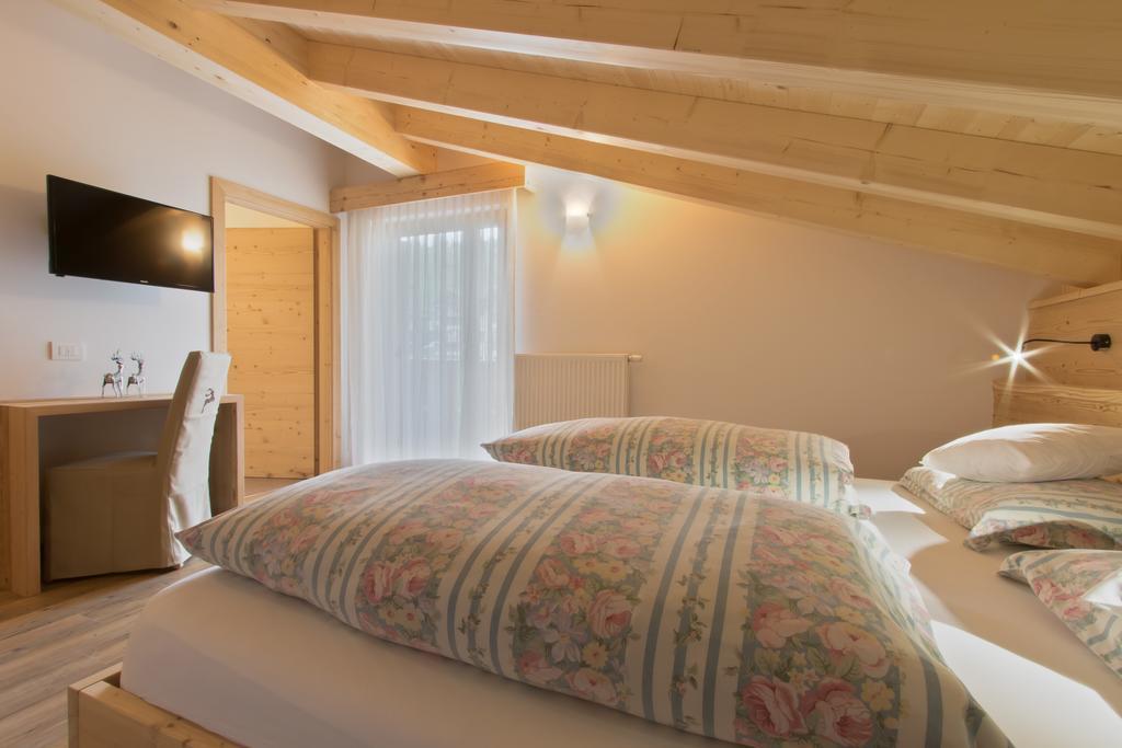 Doppelzimmer mit Balkon