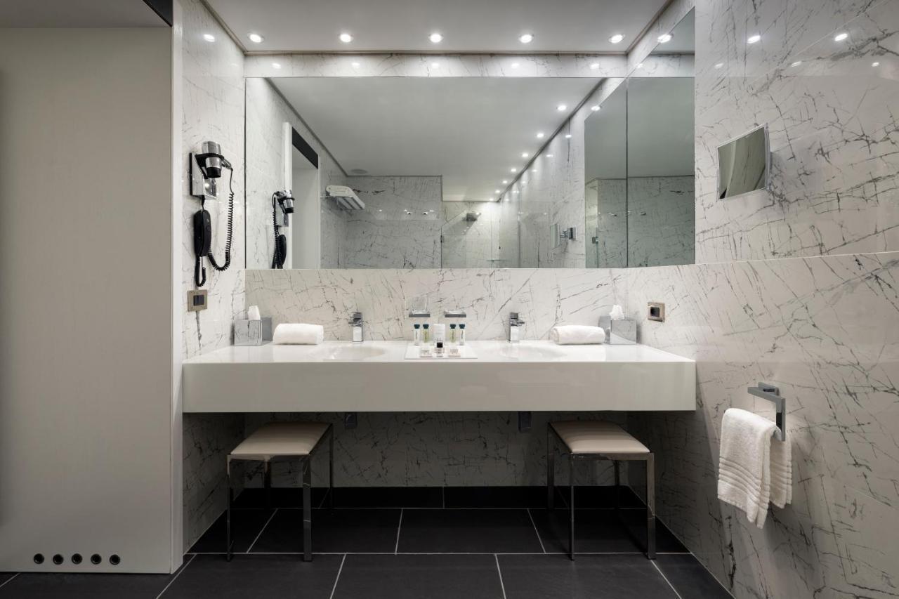 Deluxe Suite with Private SPA