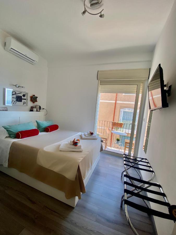 Double Room Balcony Side Sea View