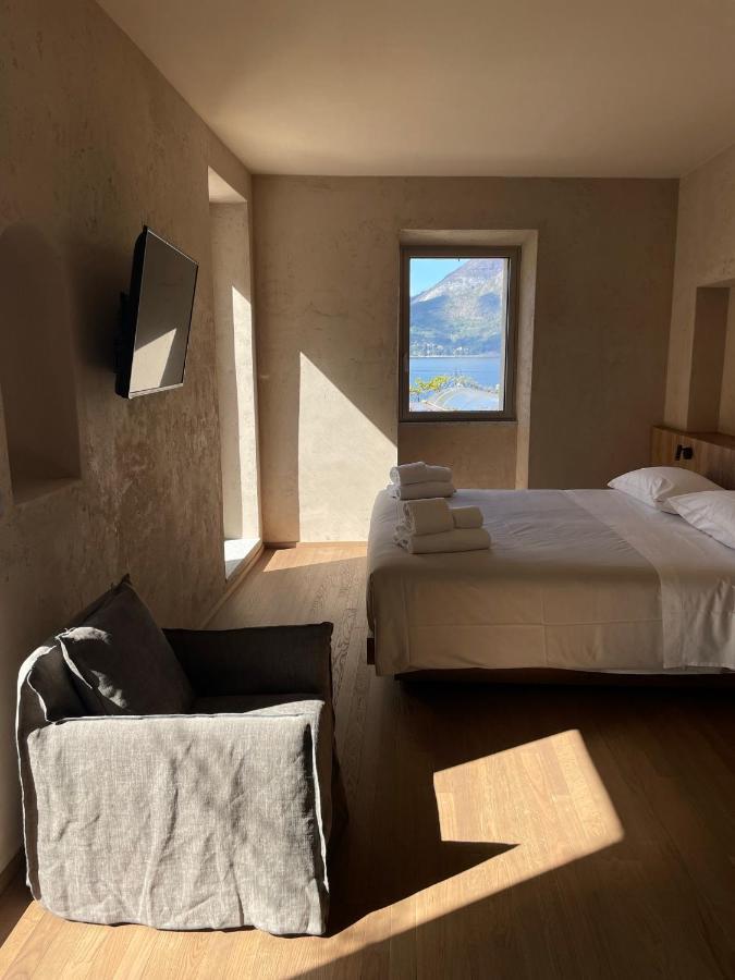 Double Room with Lake View - Annex