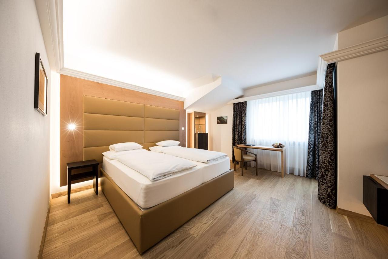 Doppelzimmer mit Seeblick