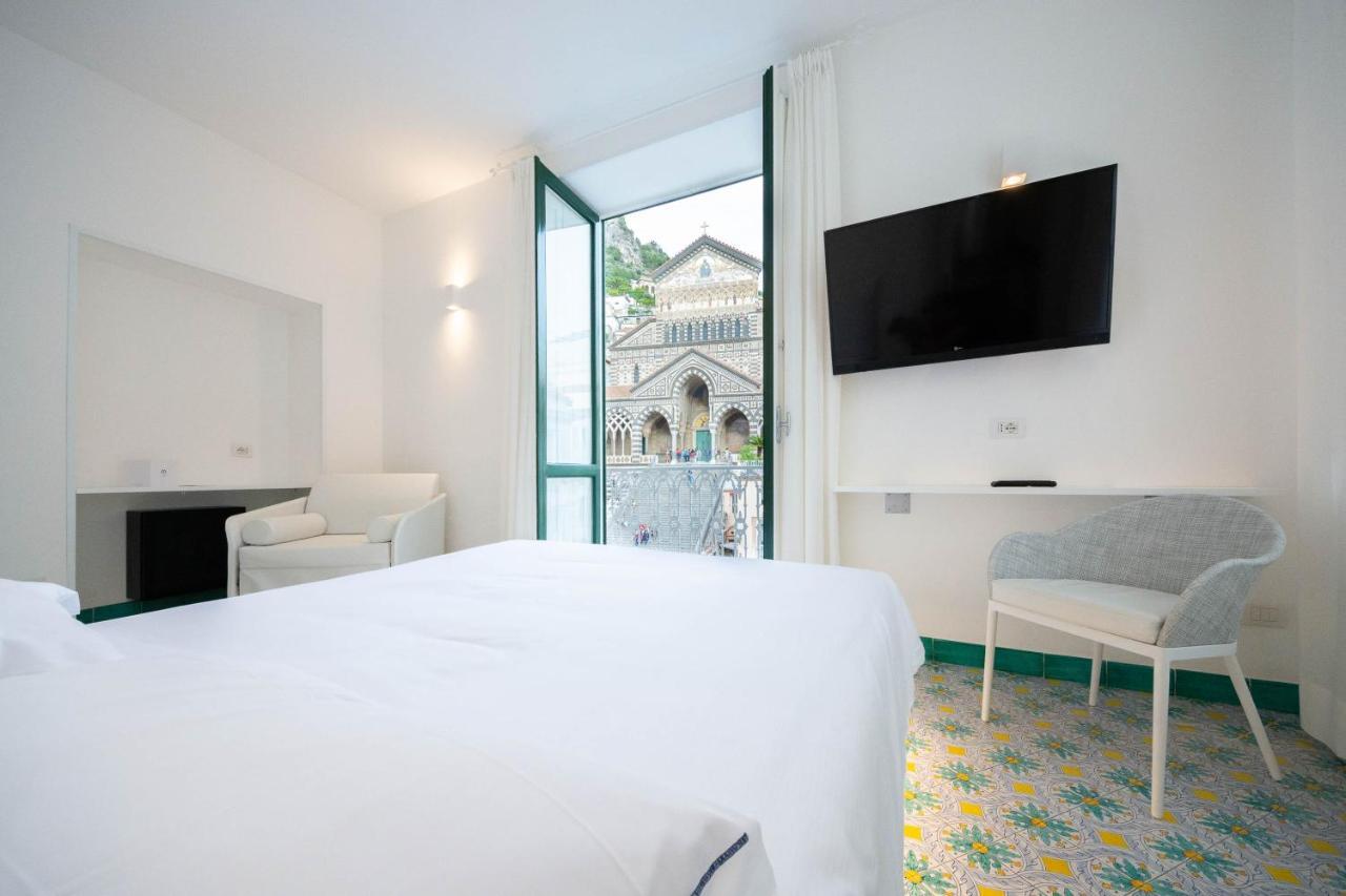 Suite Junior Deluxe con vistas a la catedral