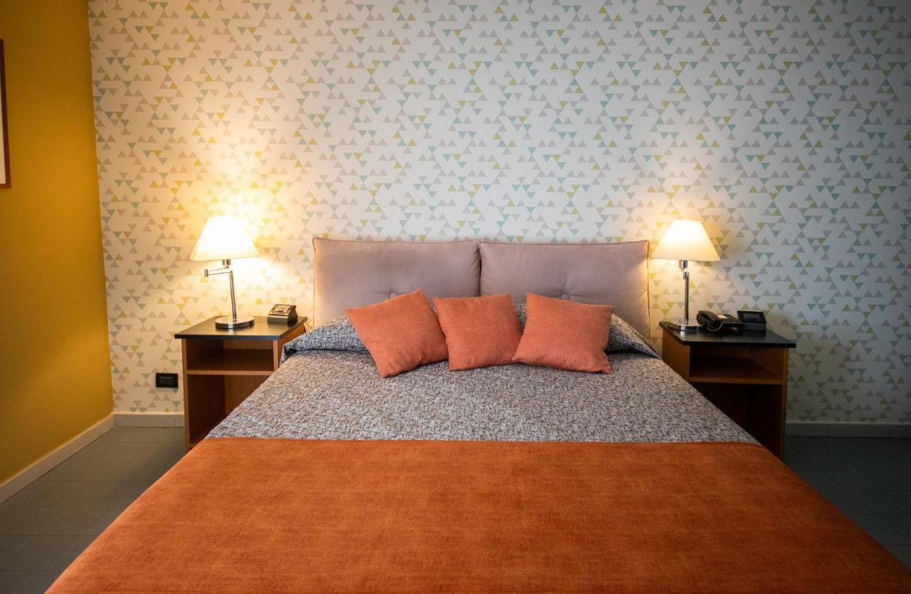 Double Room,1406076092:JPEG