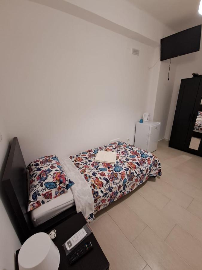 Eenpersoonskamer met Gedeelde Badkamer