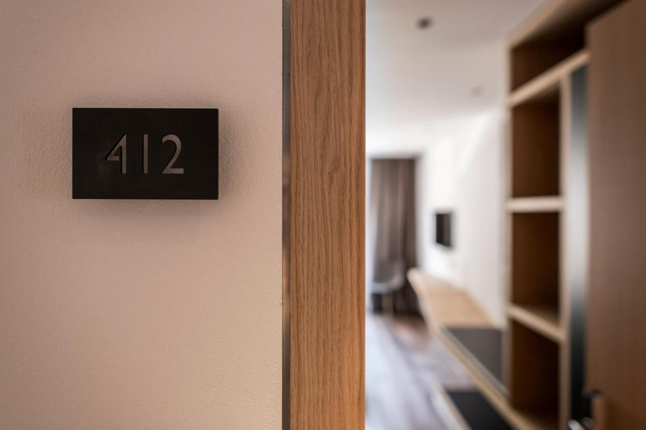 Superior Double Room,1417218243:JPEG