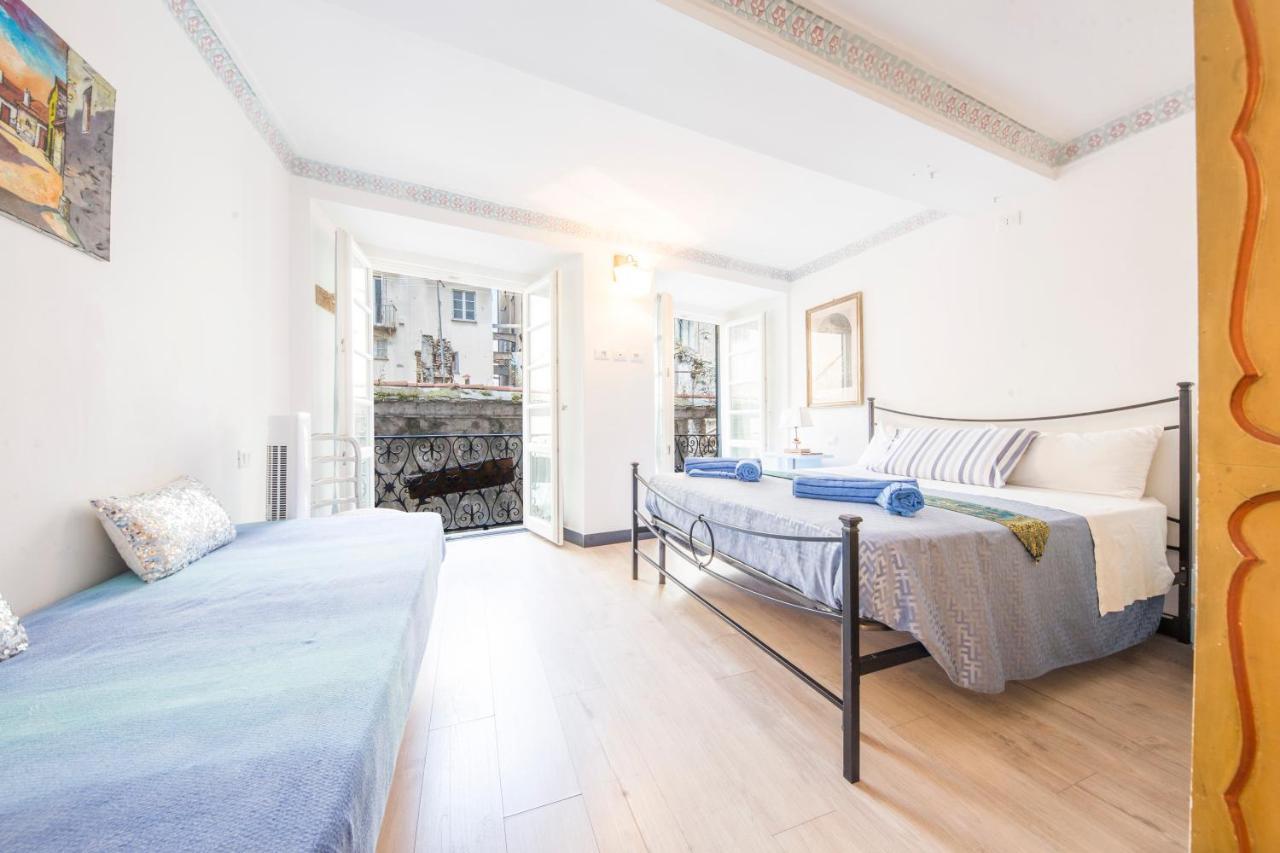 Driepersoonskamer met Eigen Badkamer
