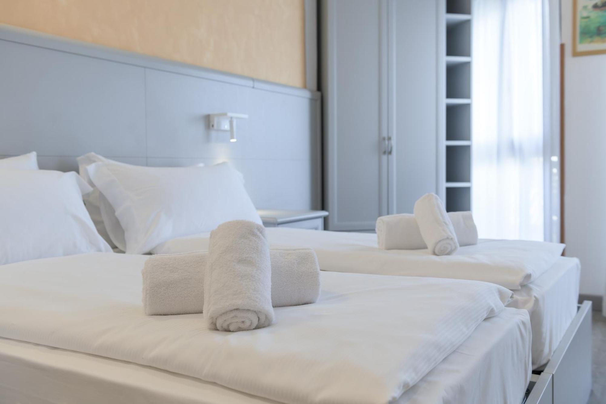 Standard Double or Twin Room,1588198773:JPEG