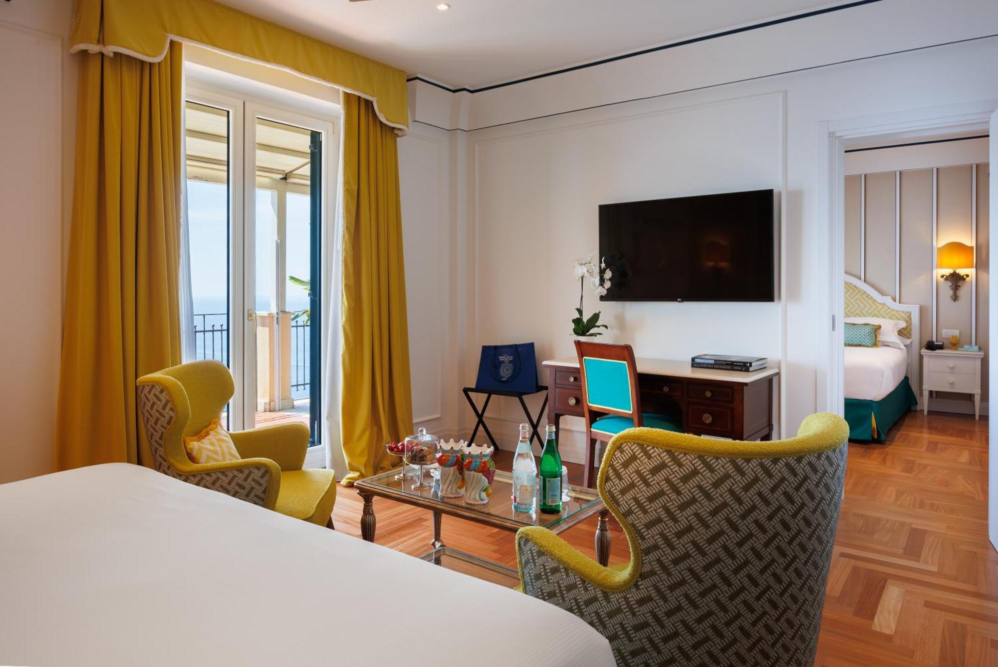Premium Family Terrace Room