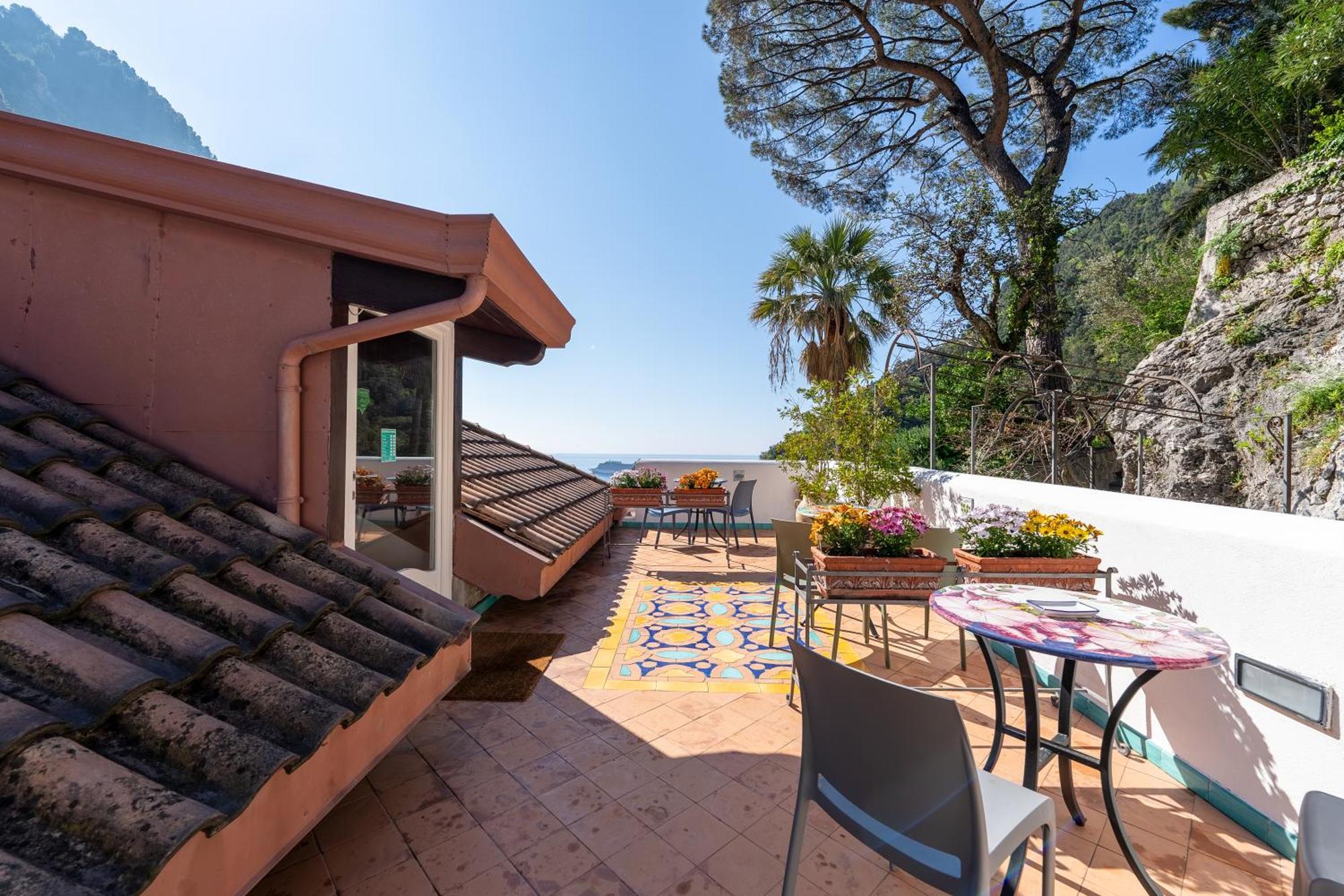 Junior Suite with Sea View and Terrace