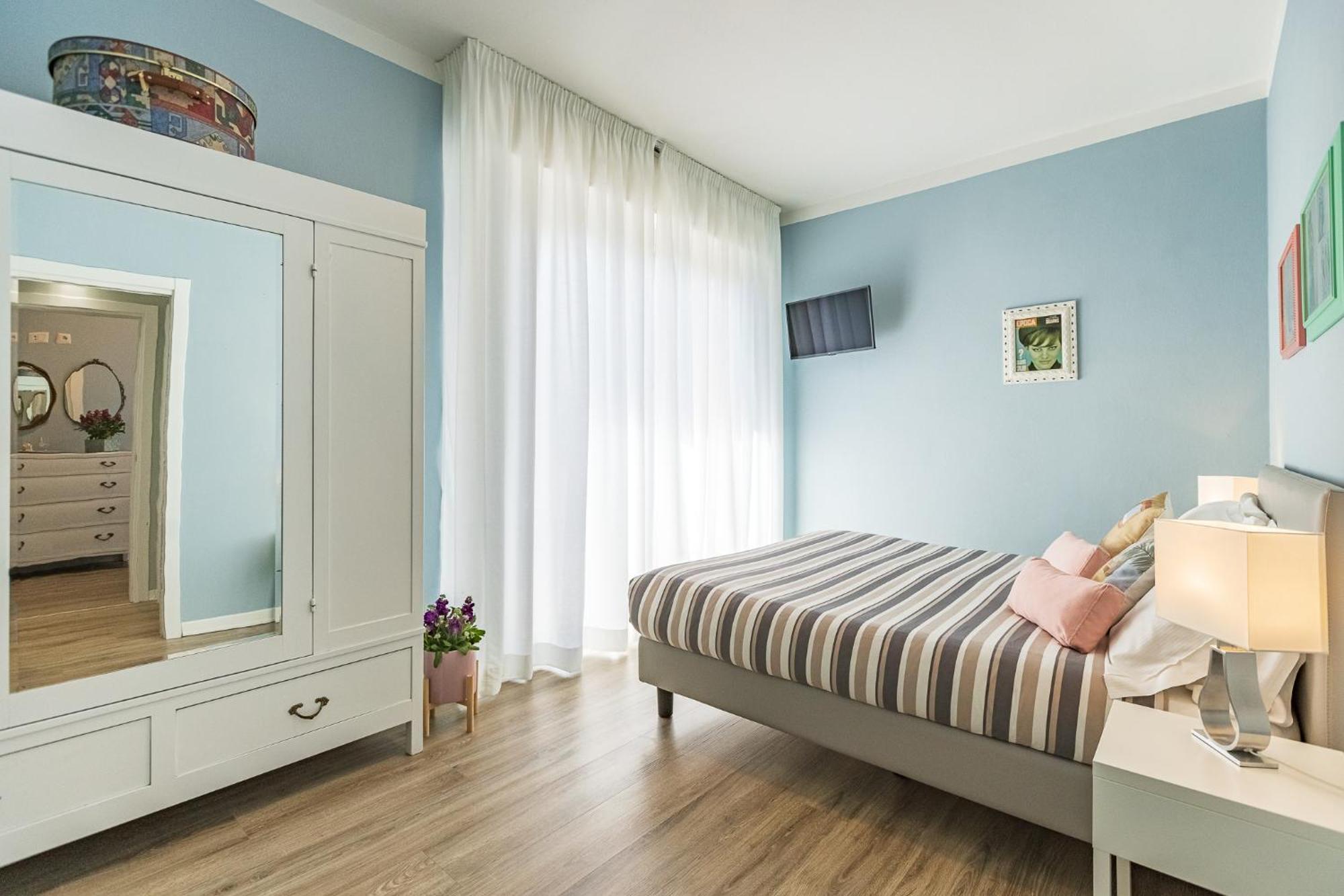 Deluxe Triple Room Balcony