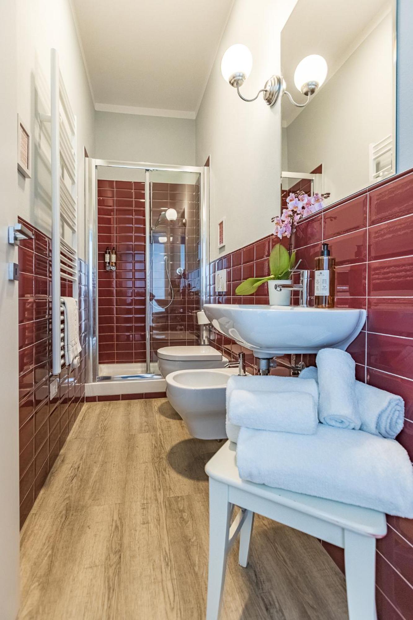 Deluxe Triple Room Balcony