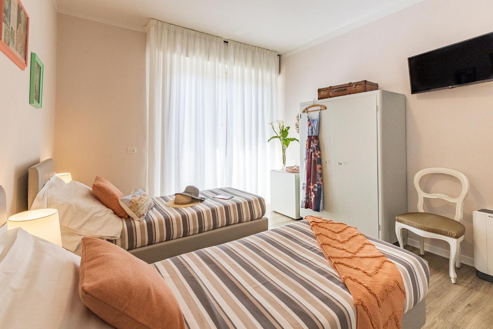 Standard Double or Twin Room Balcony
