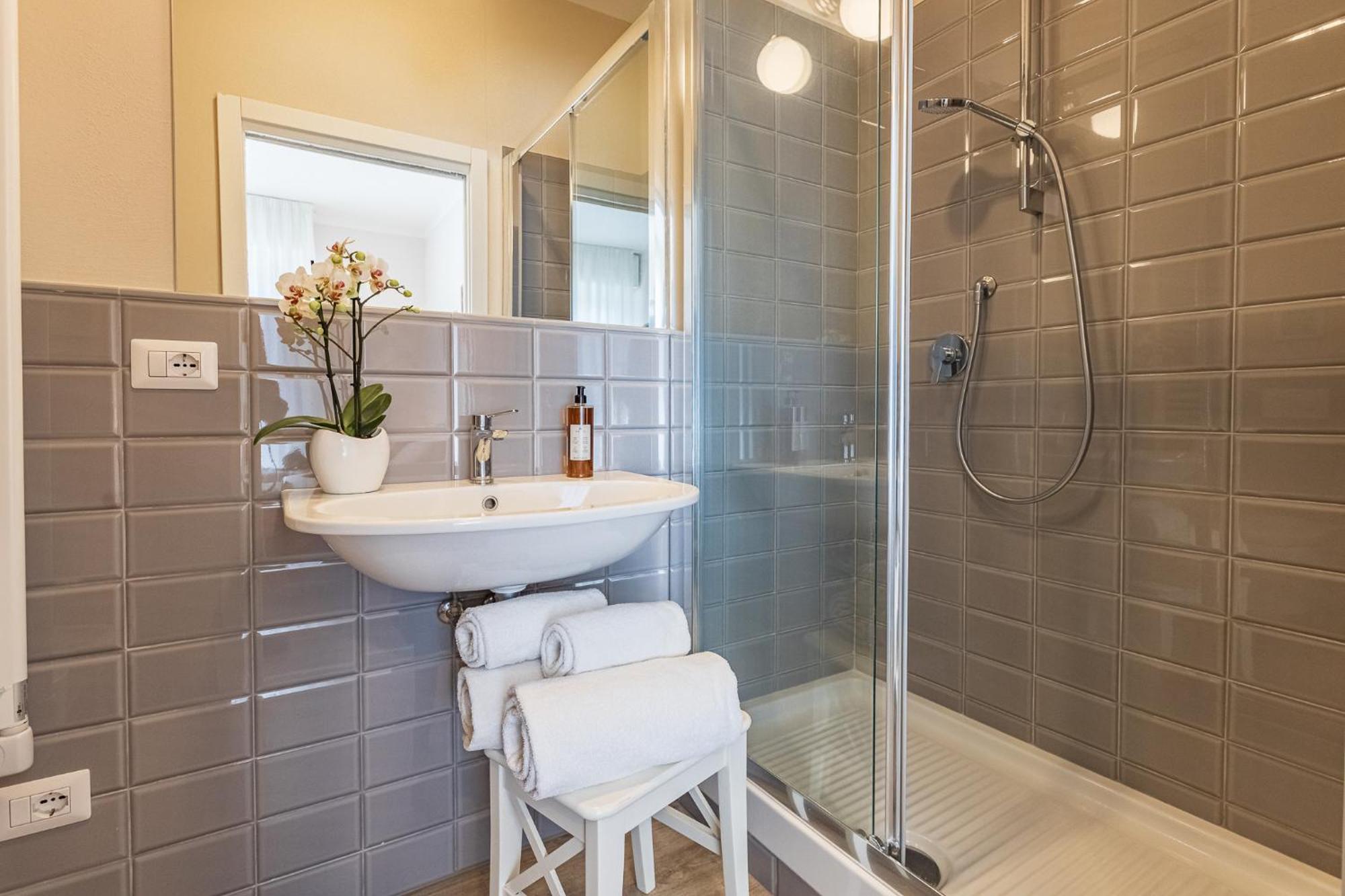 Standard Double or Twin Room Balcony