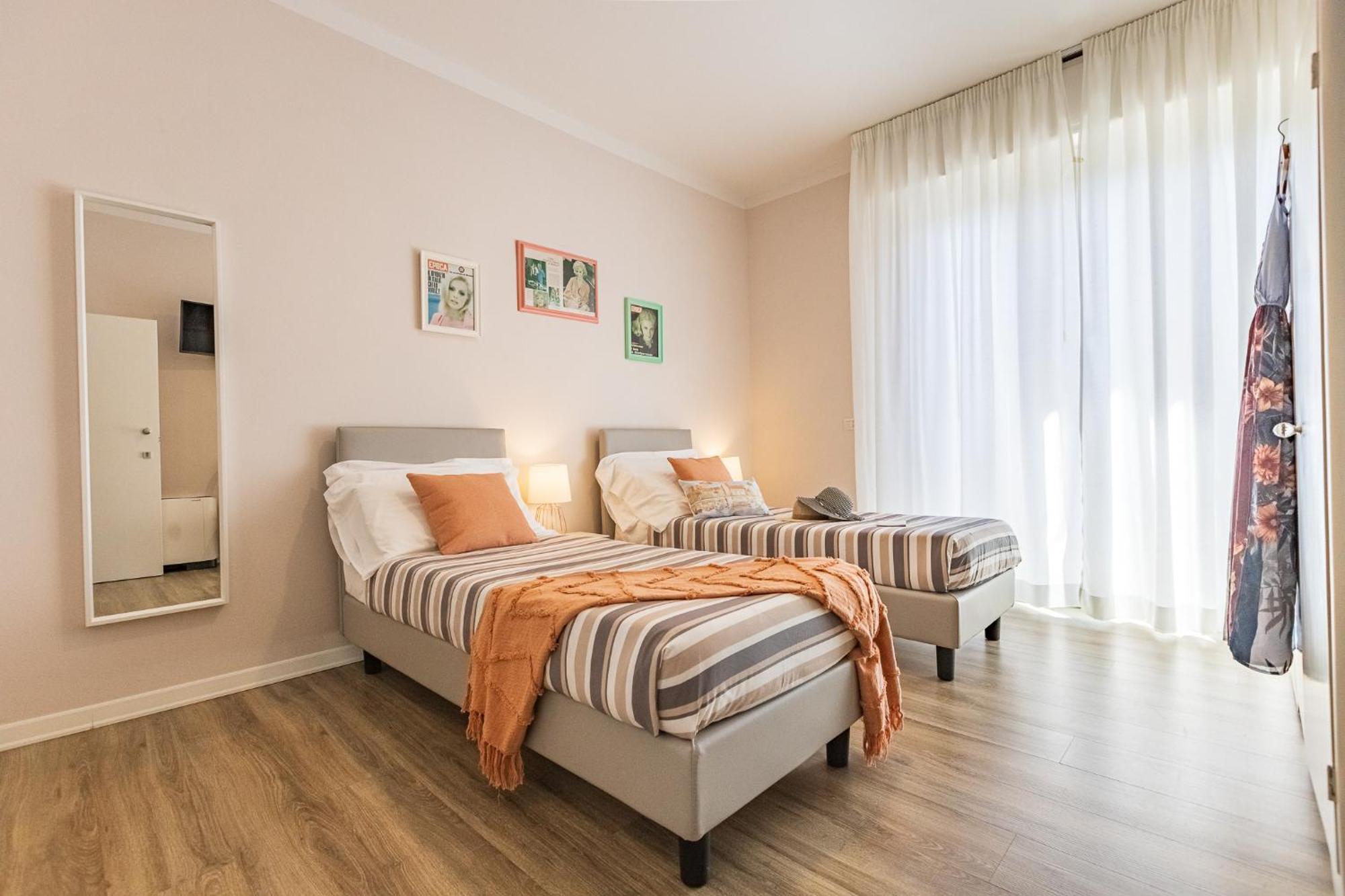 Standard Double or Twin Room Balcony
