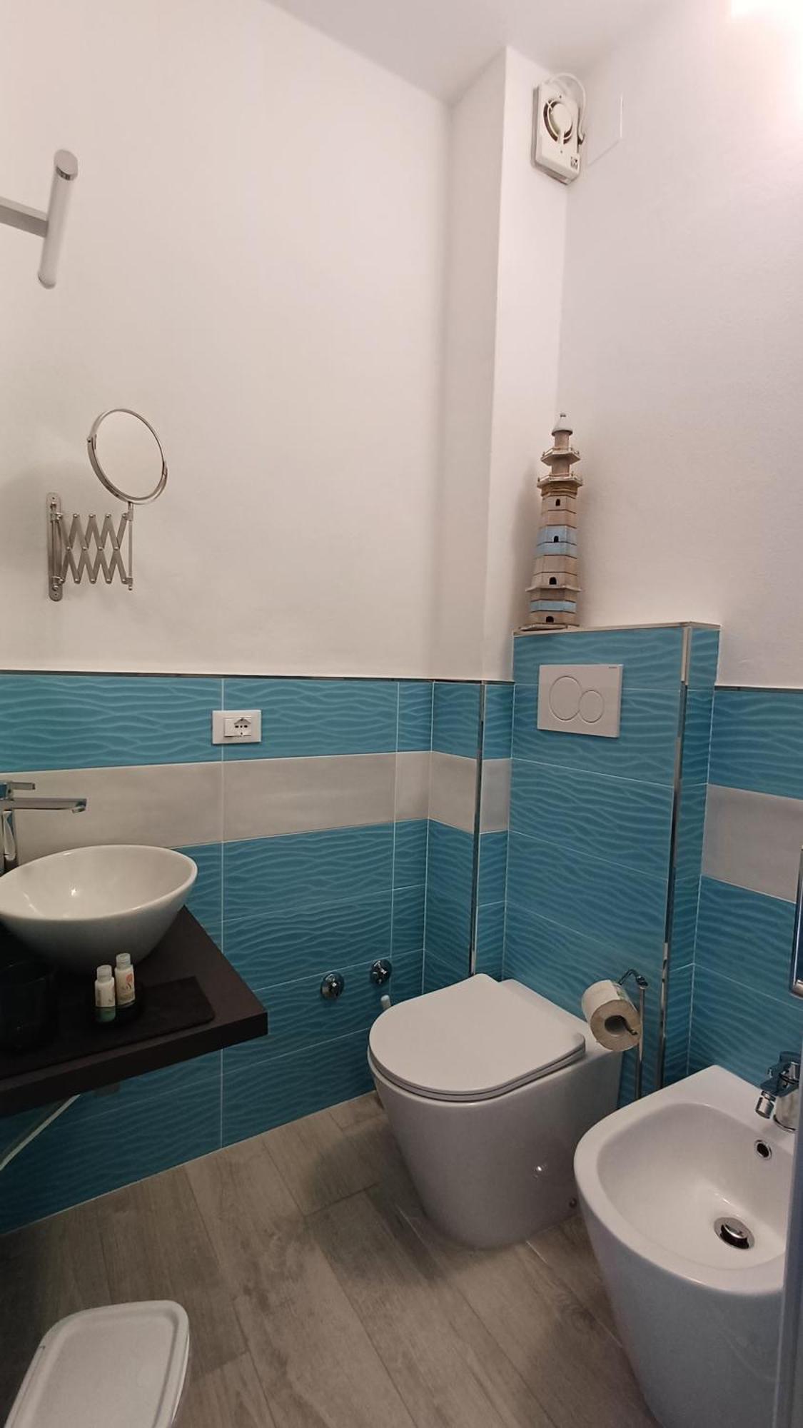 Dreibettzimmer mit Balkon
