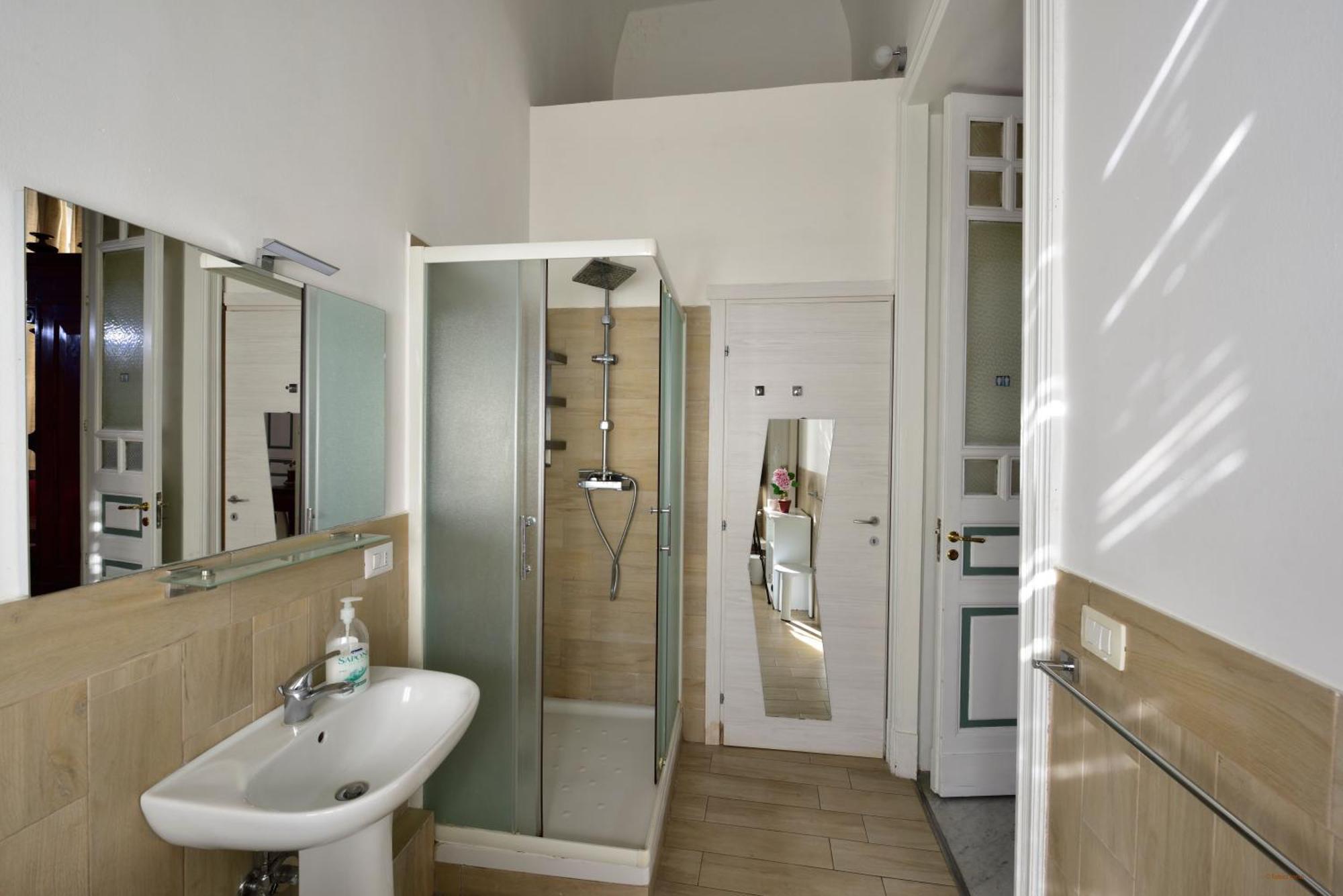 Superior Tweepersoonskamer met Eigen Badkamer