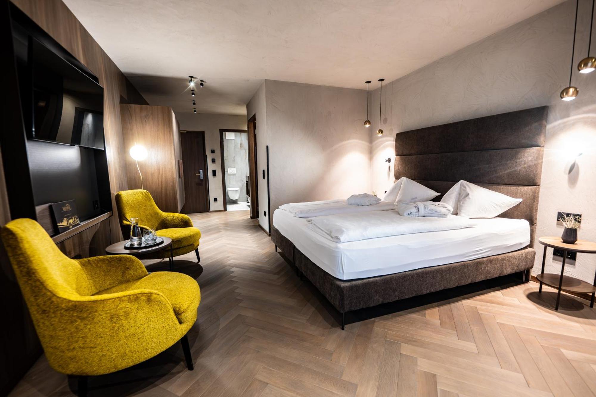 Double Room Mountain View