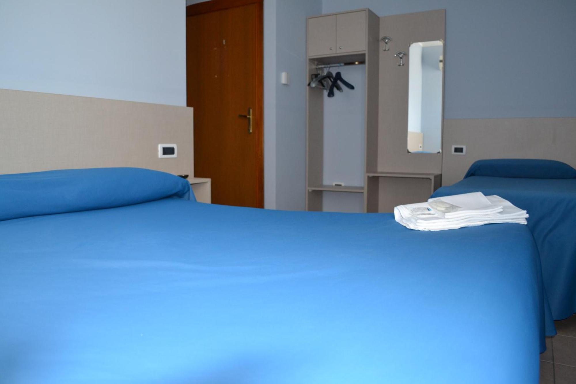 Triple Room,1580149312:JPEG