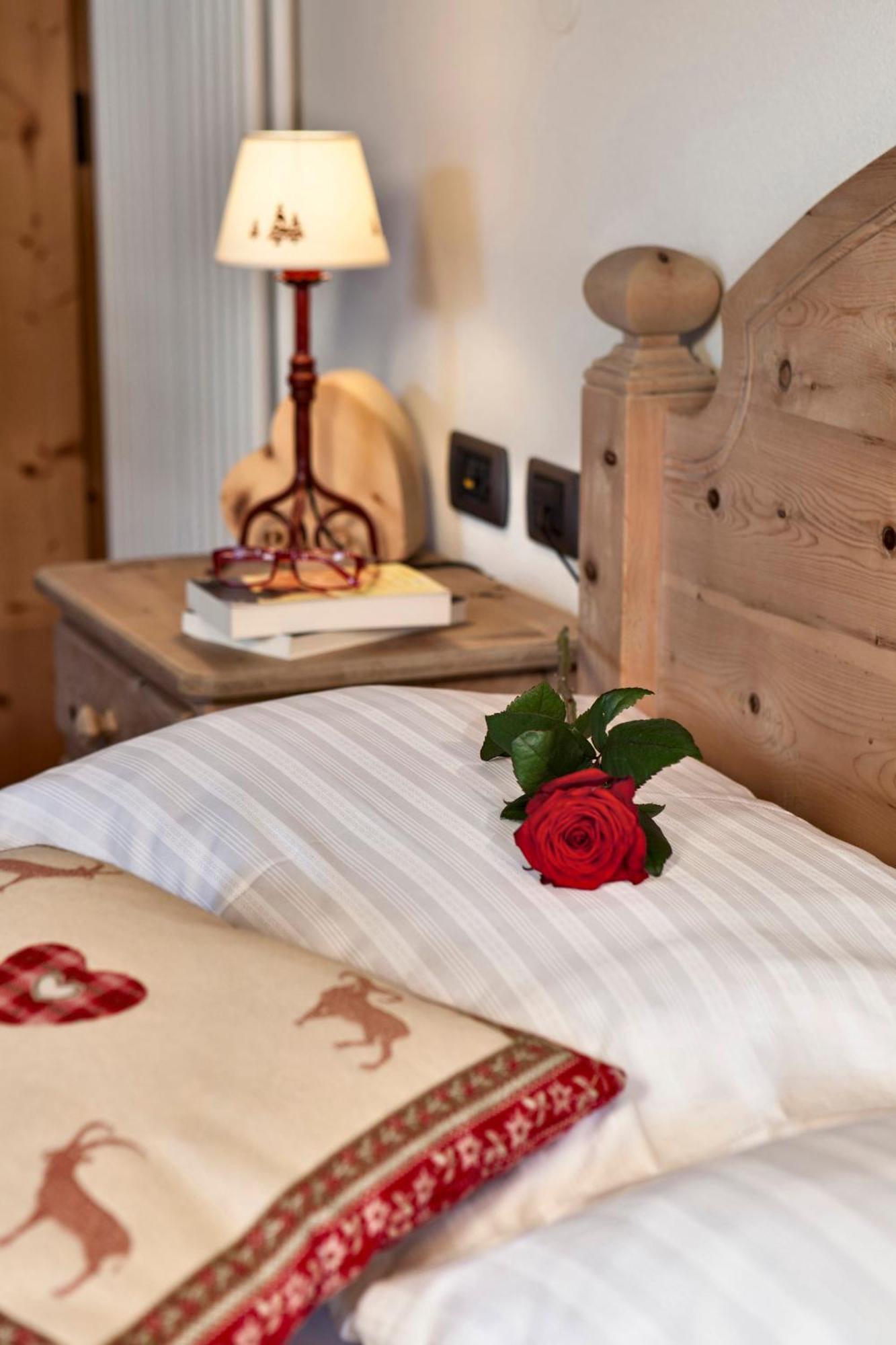 Suite with Spa Bath (3 Adults),1580398593:JPEG