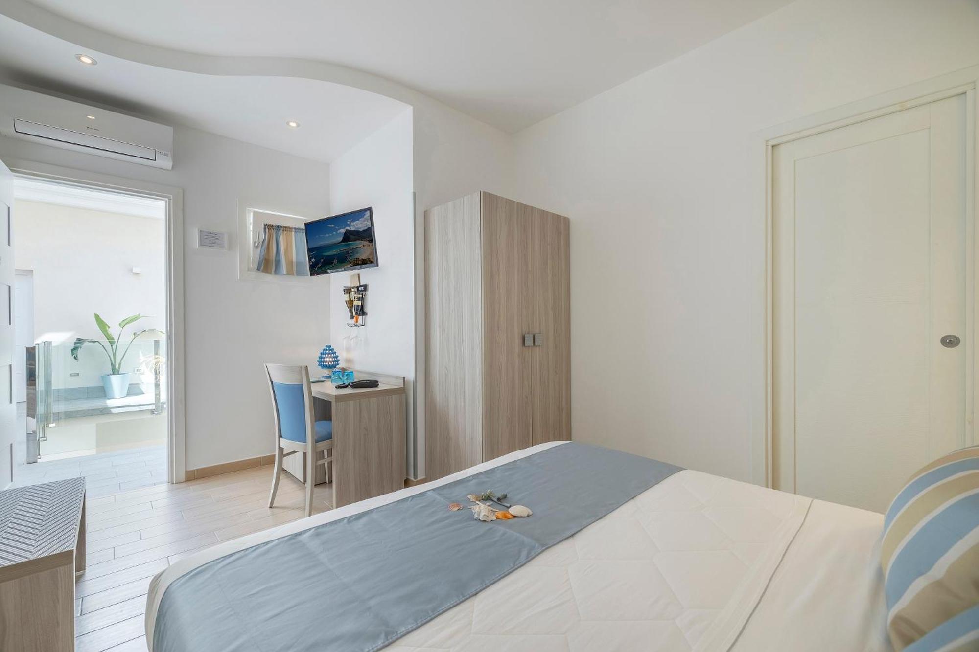 Budget Double or Twin Room without Window