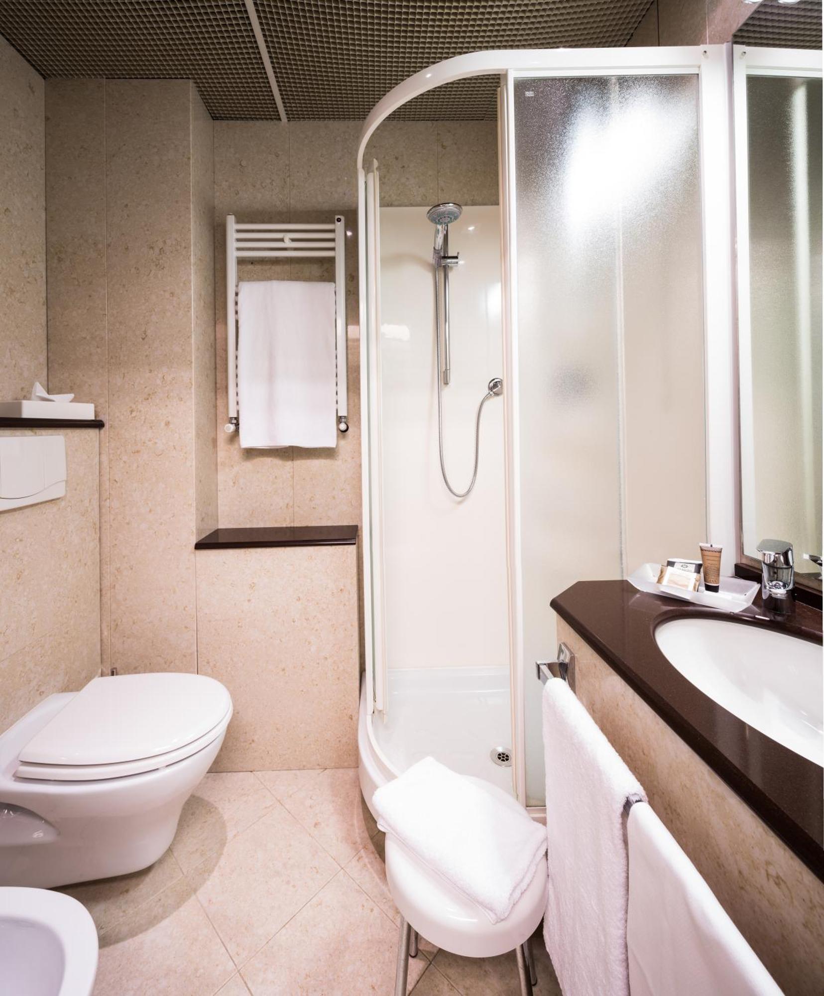 Single Room,1586821826:JPEG