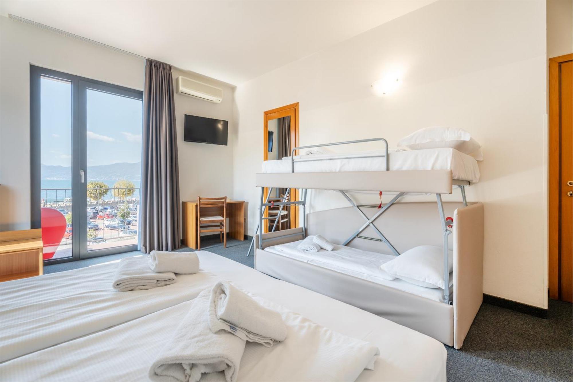 Superior Triple Room,1586832055:JPEG