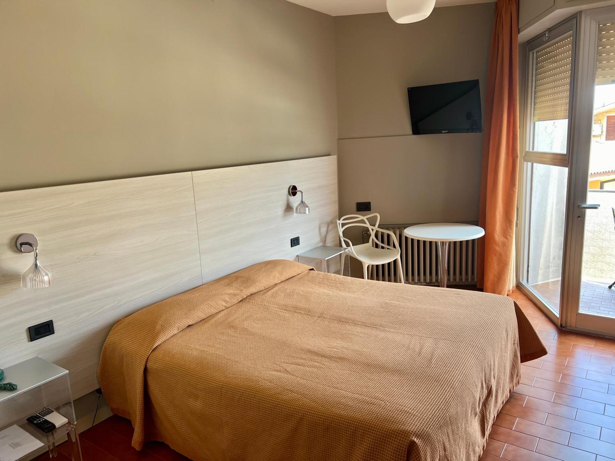 Economy Doppel-/Zweibettzimmer