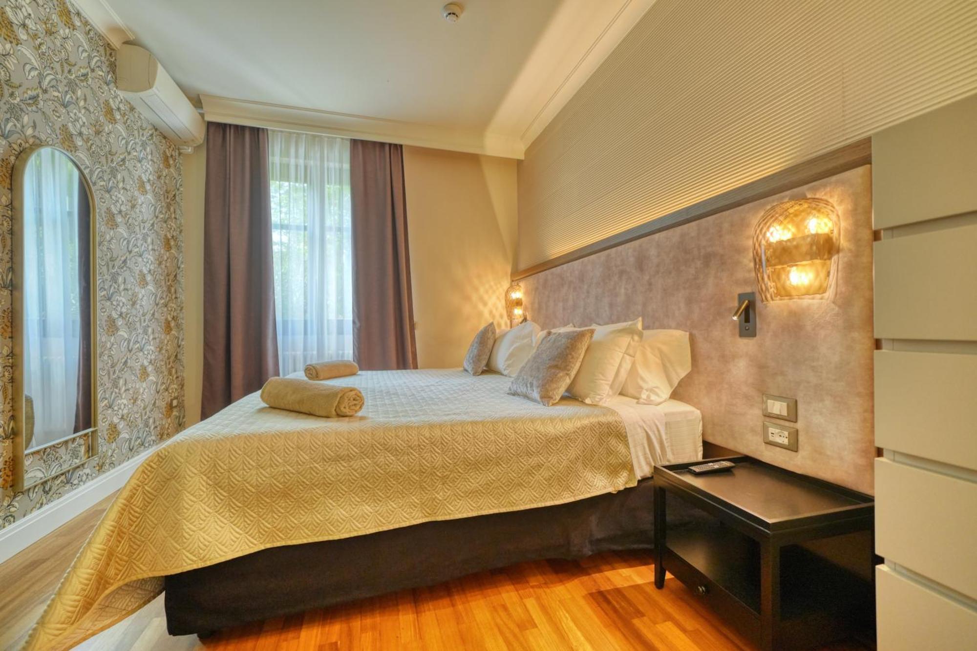 Große Suite mit 2 Schlafzimmern, Balkon und Seeblick