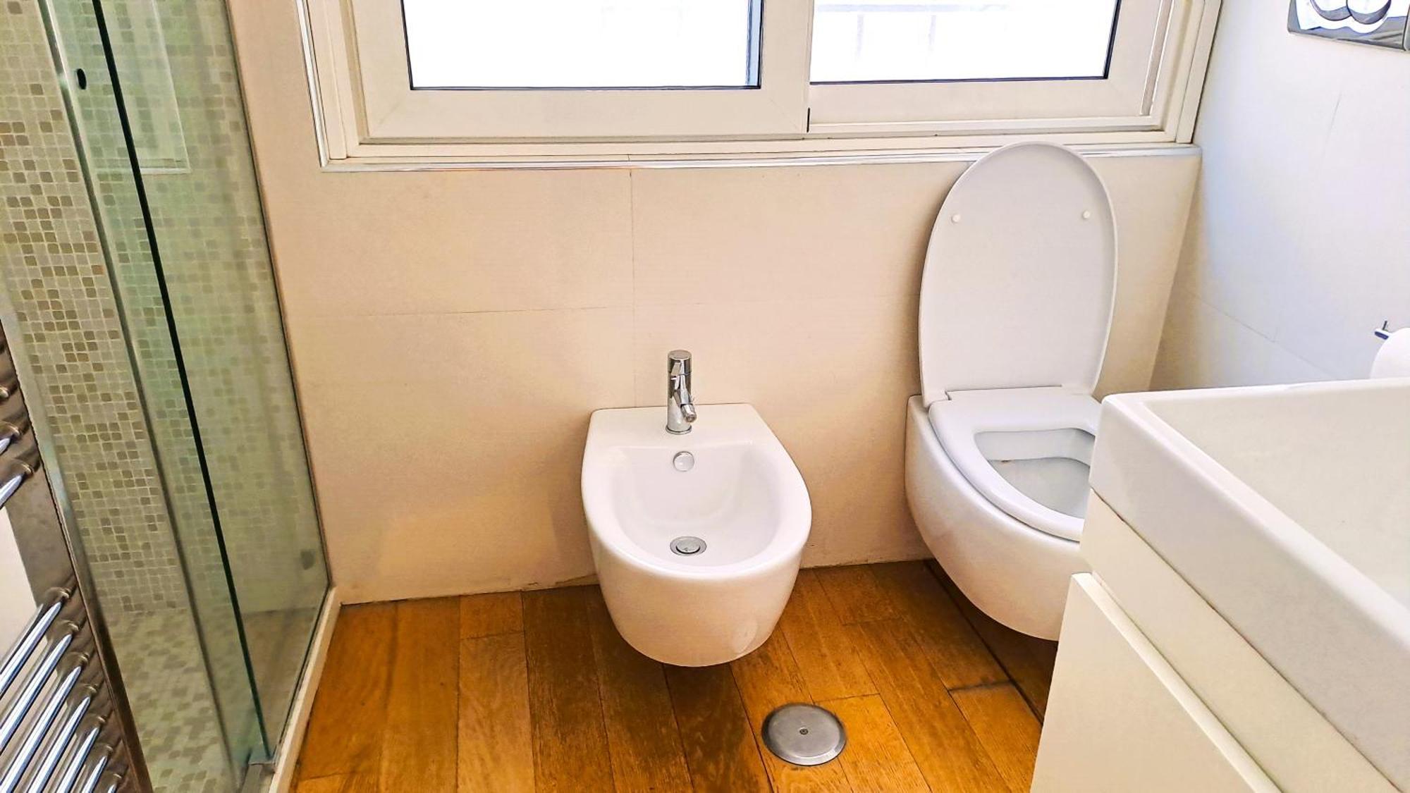 Two-Bedroom Deluxe Apartment - Annex