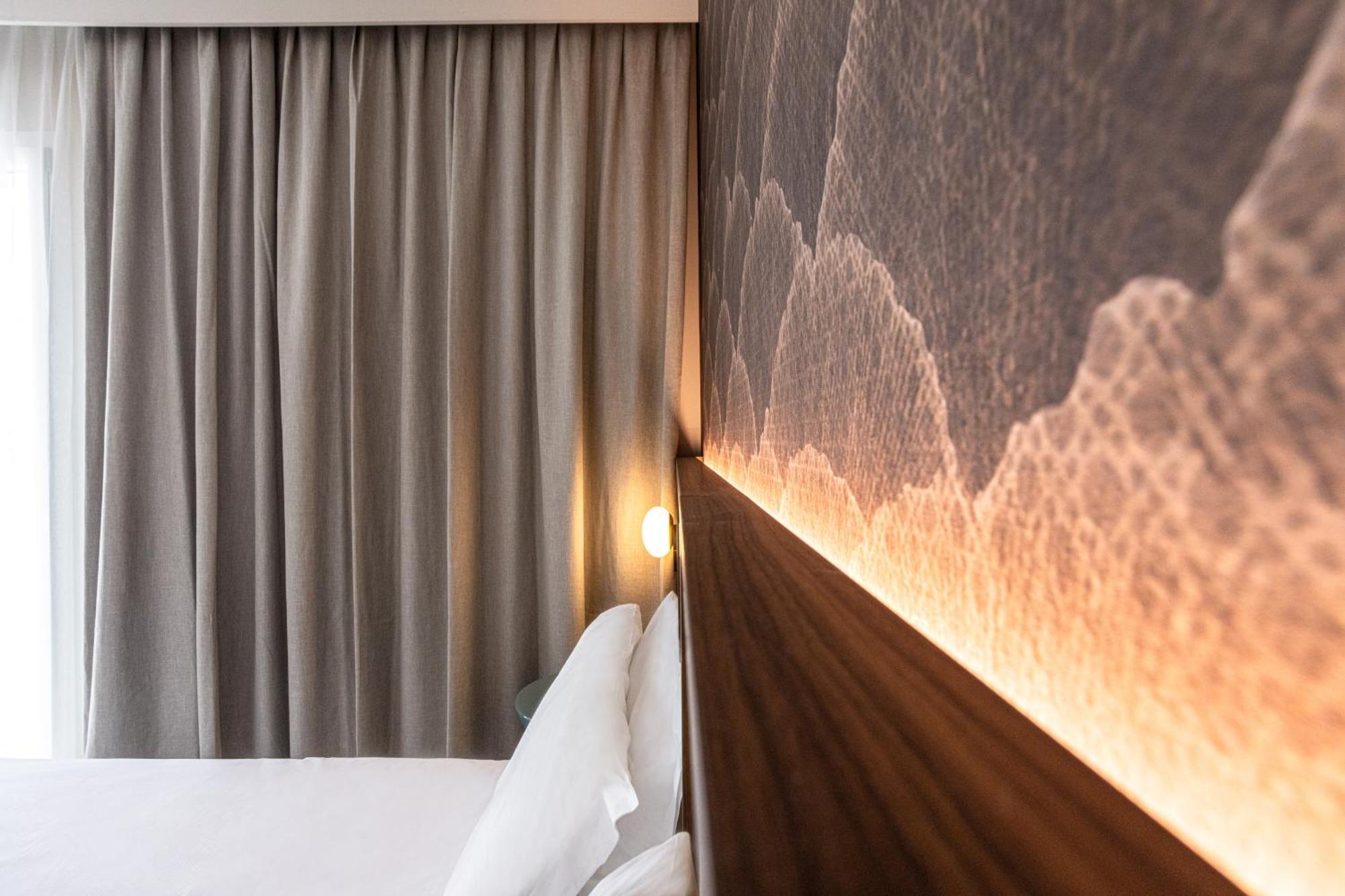 Luxe Kamer met 1 of 2 Bedden en Balkon