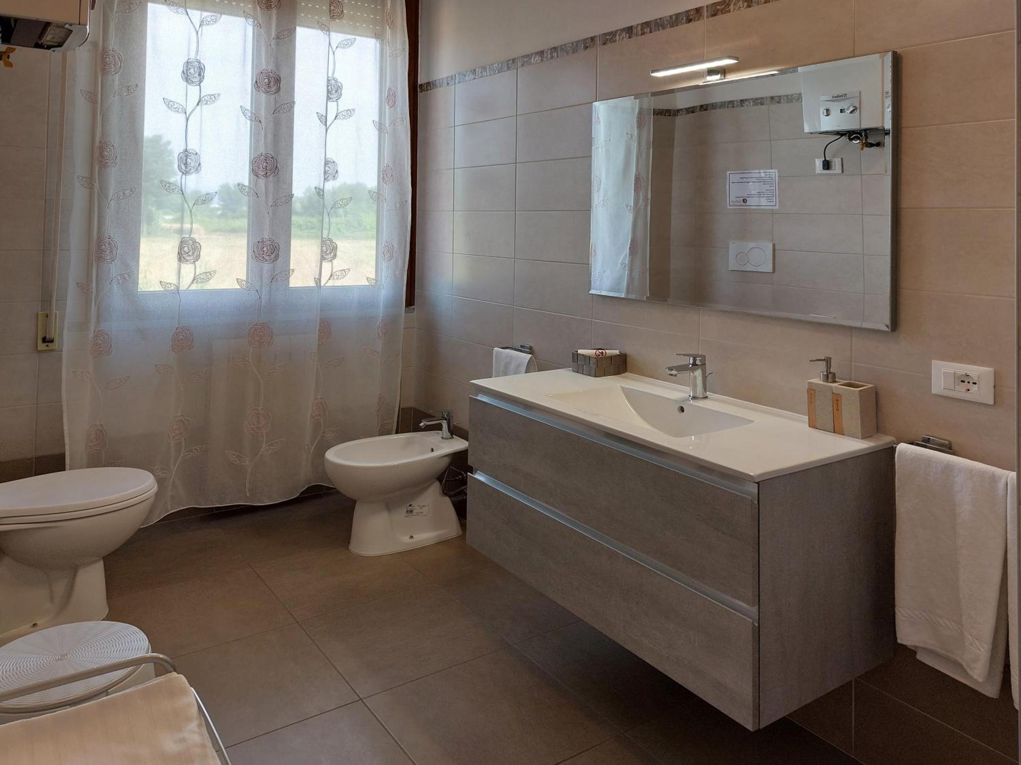 Driepersoonskamer met Eigen Badkamer
