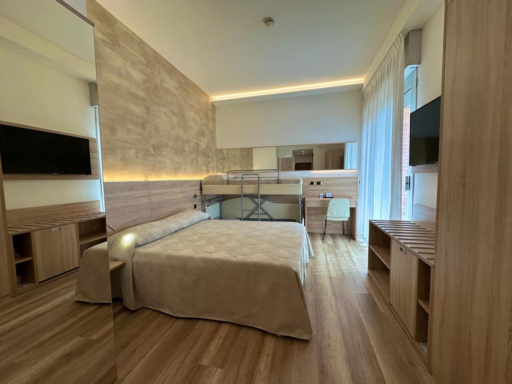 Habitación Familiar Superior (2 adultos + 2 niños)