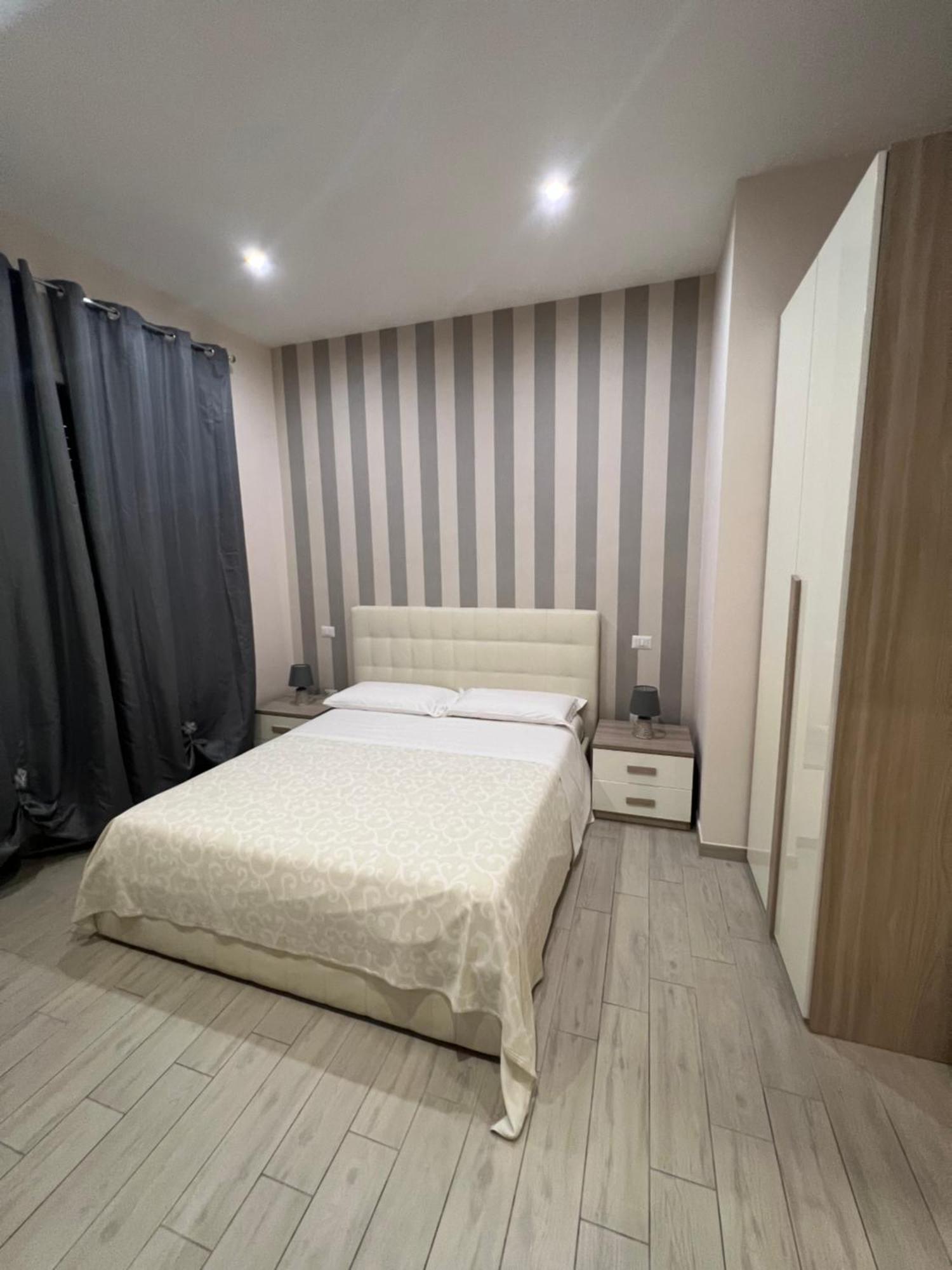Large Double Room,1743268871:JPEG