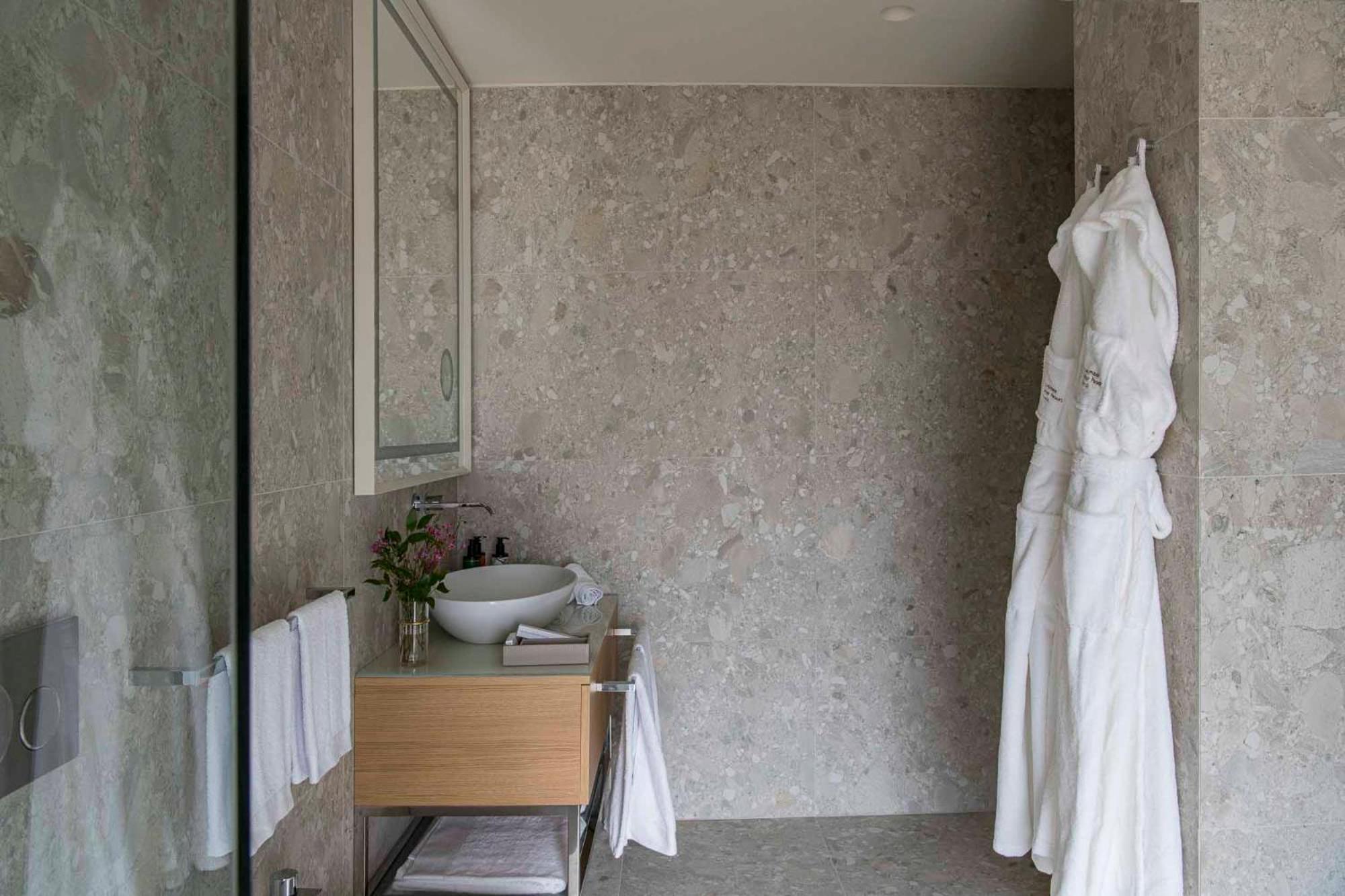 Suite River View One-time SPA access
