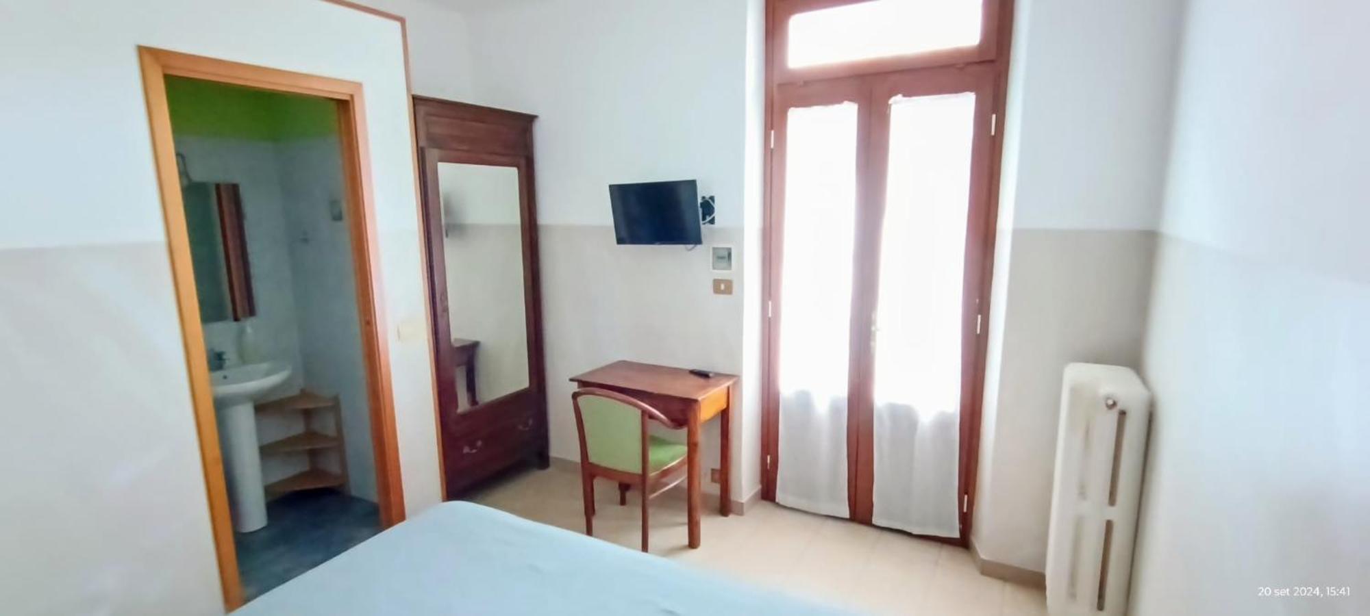 Tweepersoonskamer met 1 of 2 Bedden en Badkamer