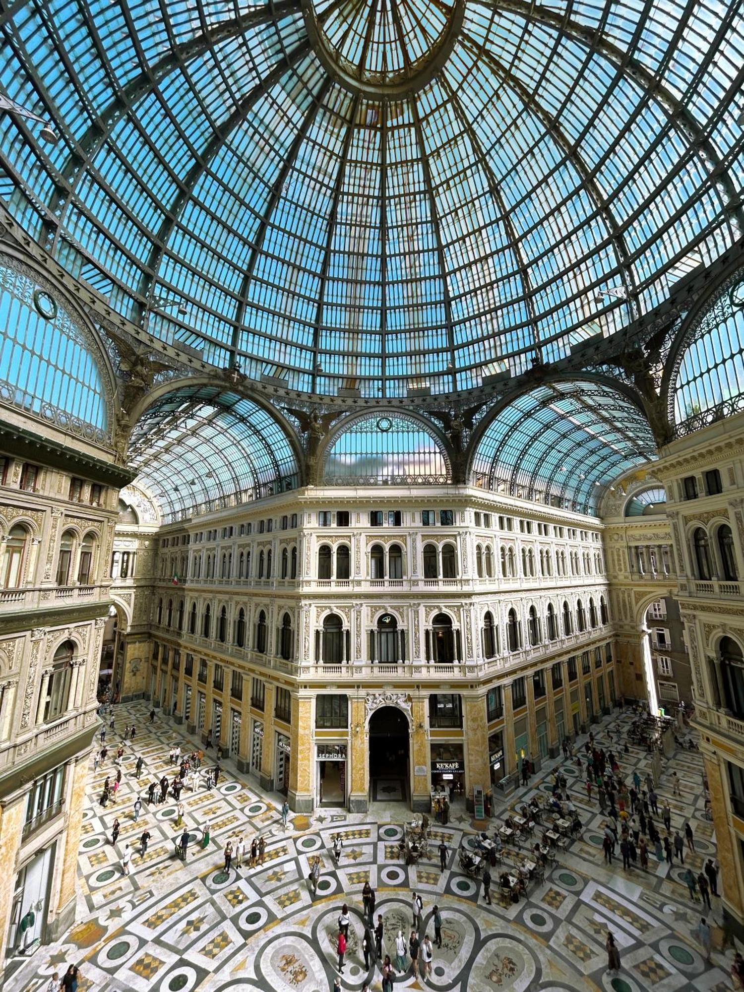 Executive Suite,1616453820:JPEG