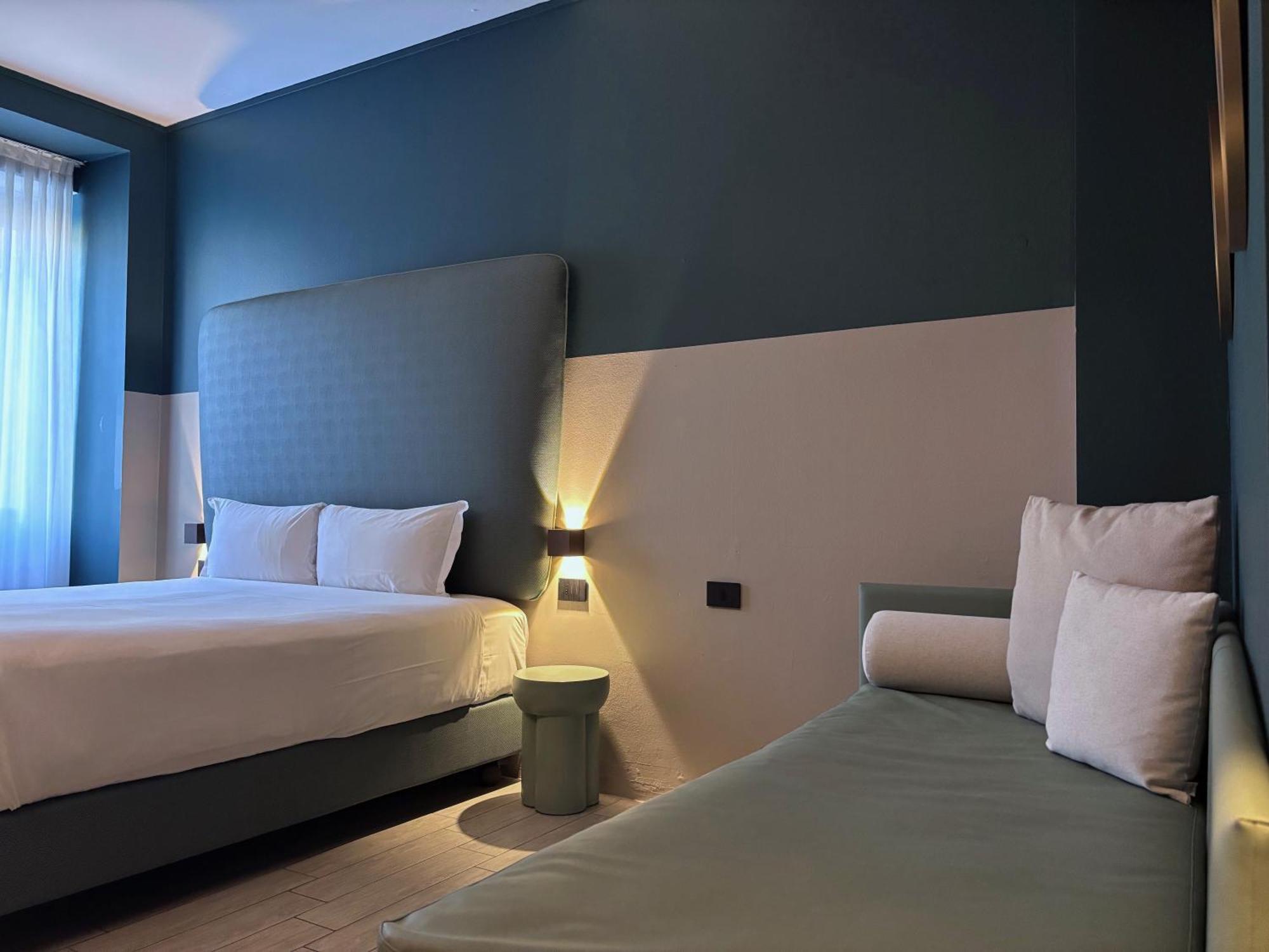 Triple Room,1621422788:JPEG