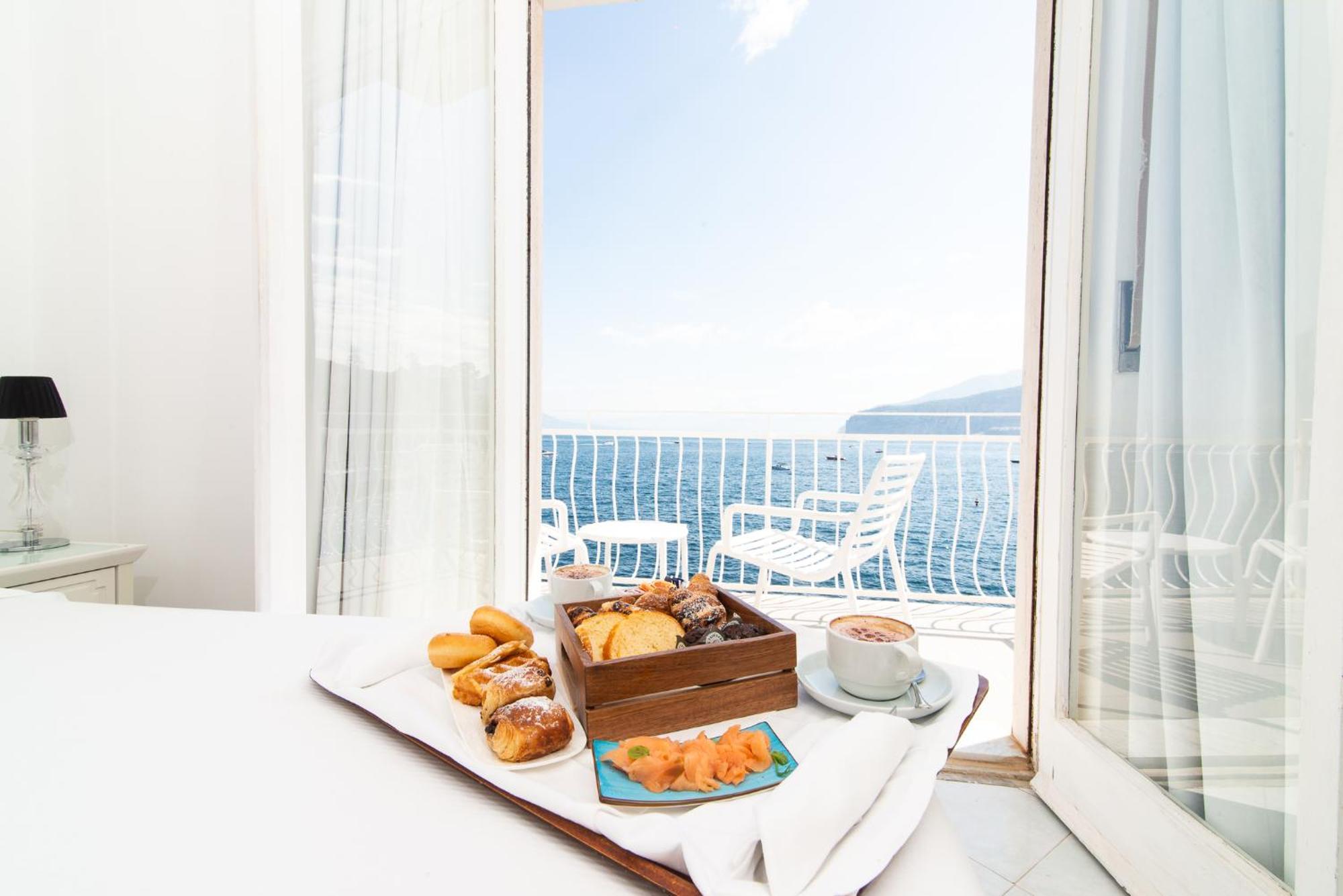 Chambre Double ou Lits Jumeaux - Vue sur Mer