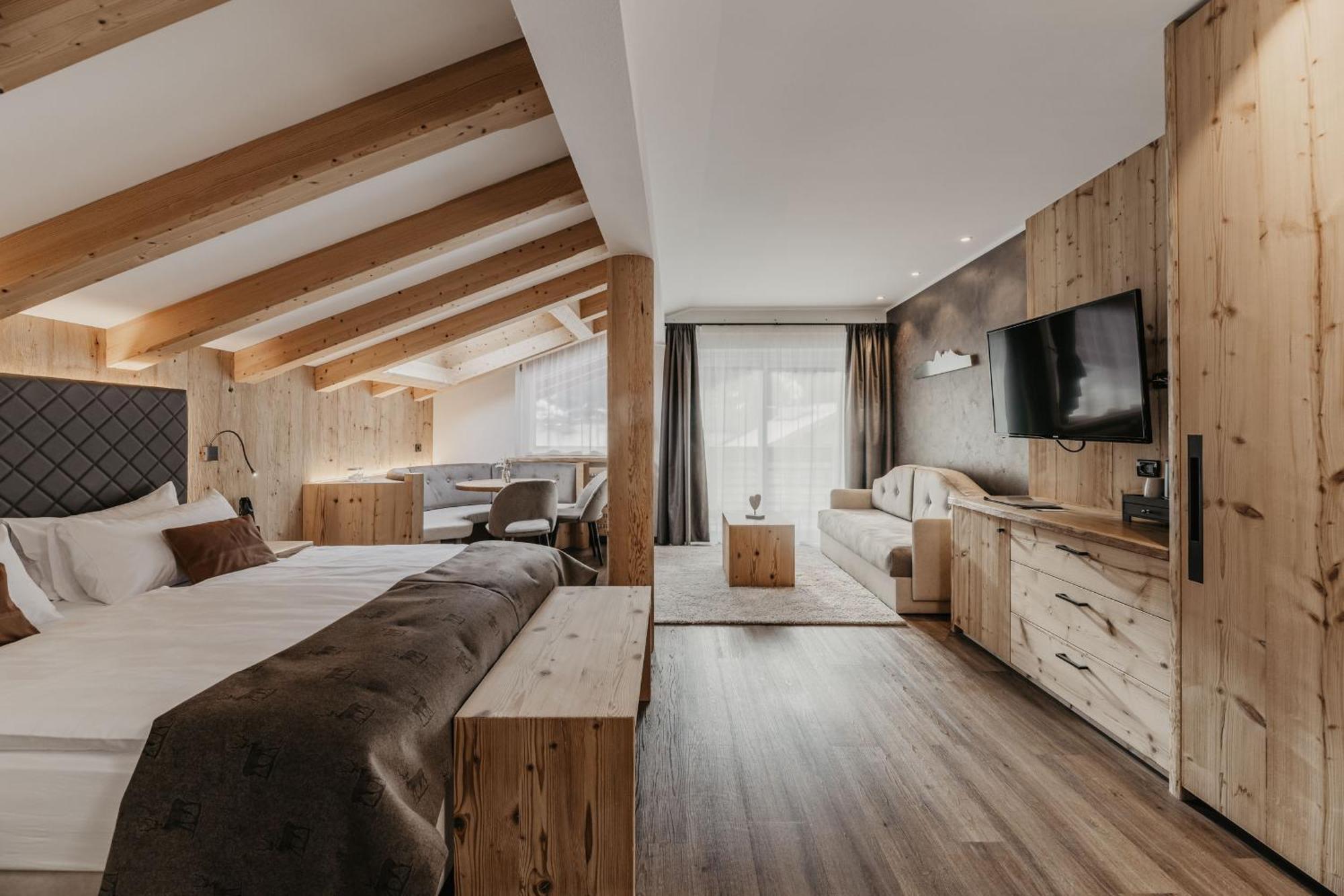 Superior Mini Suite Balcony