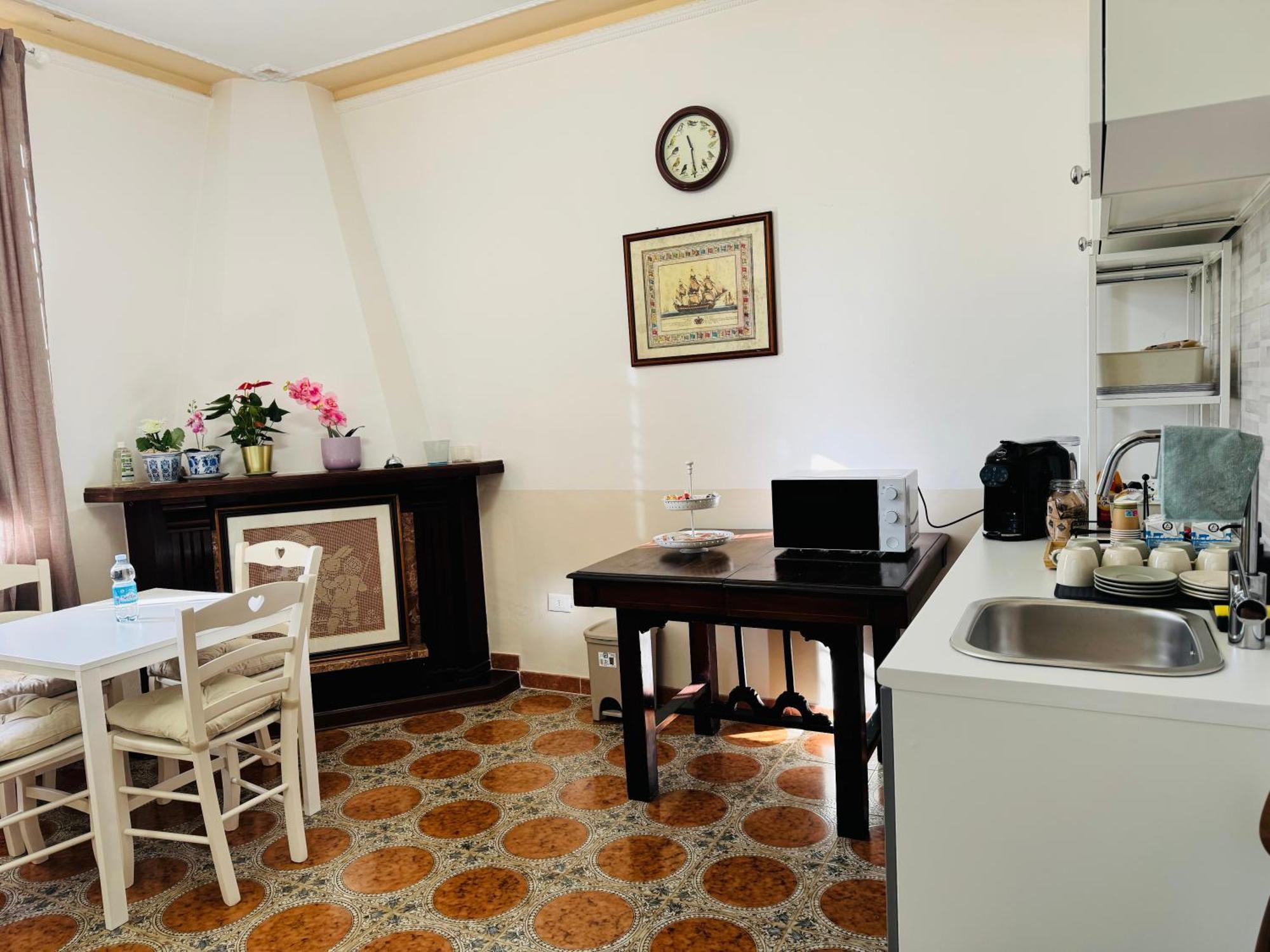 Double Room Private Bathroom