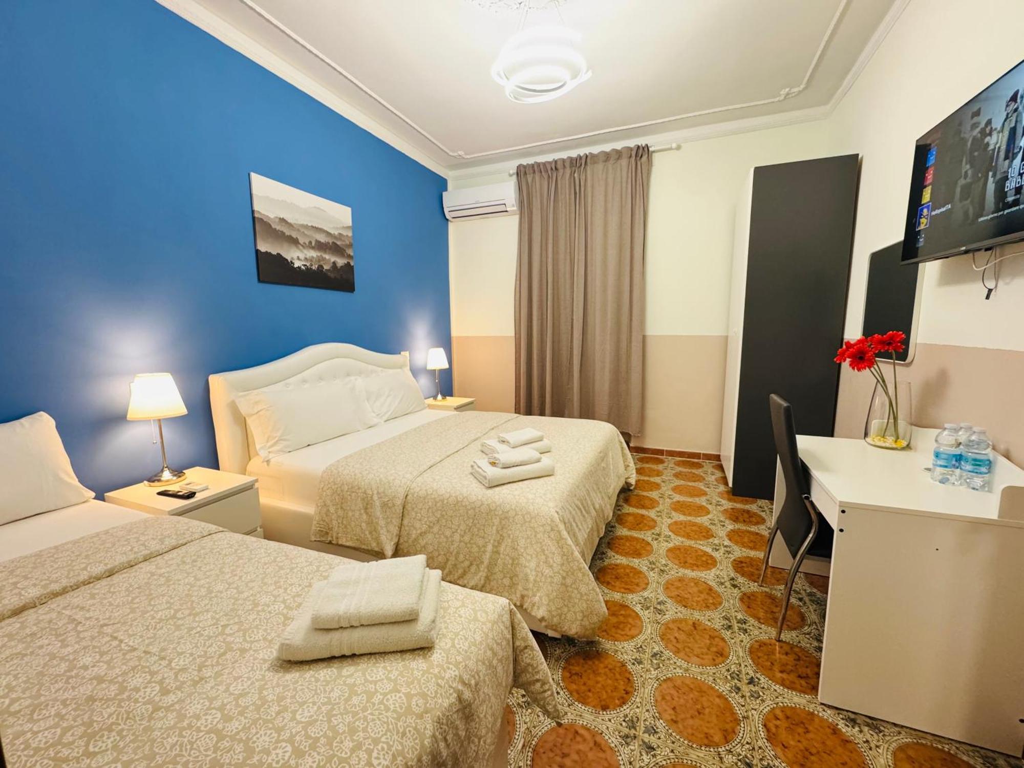 Triple Room Private Bathroom