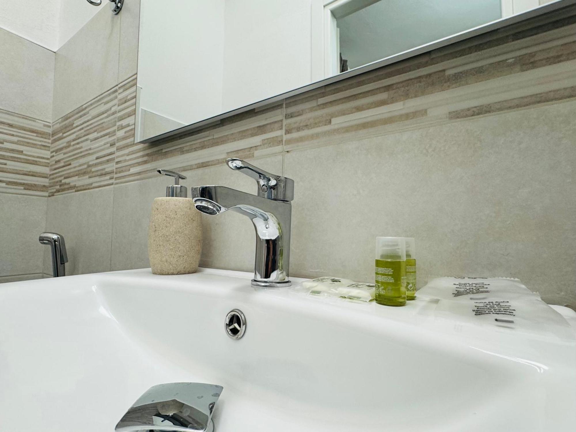 Triple Room Private Bathroom