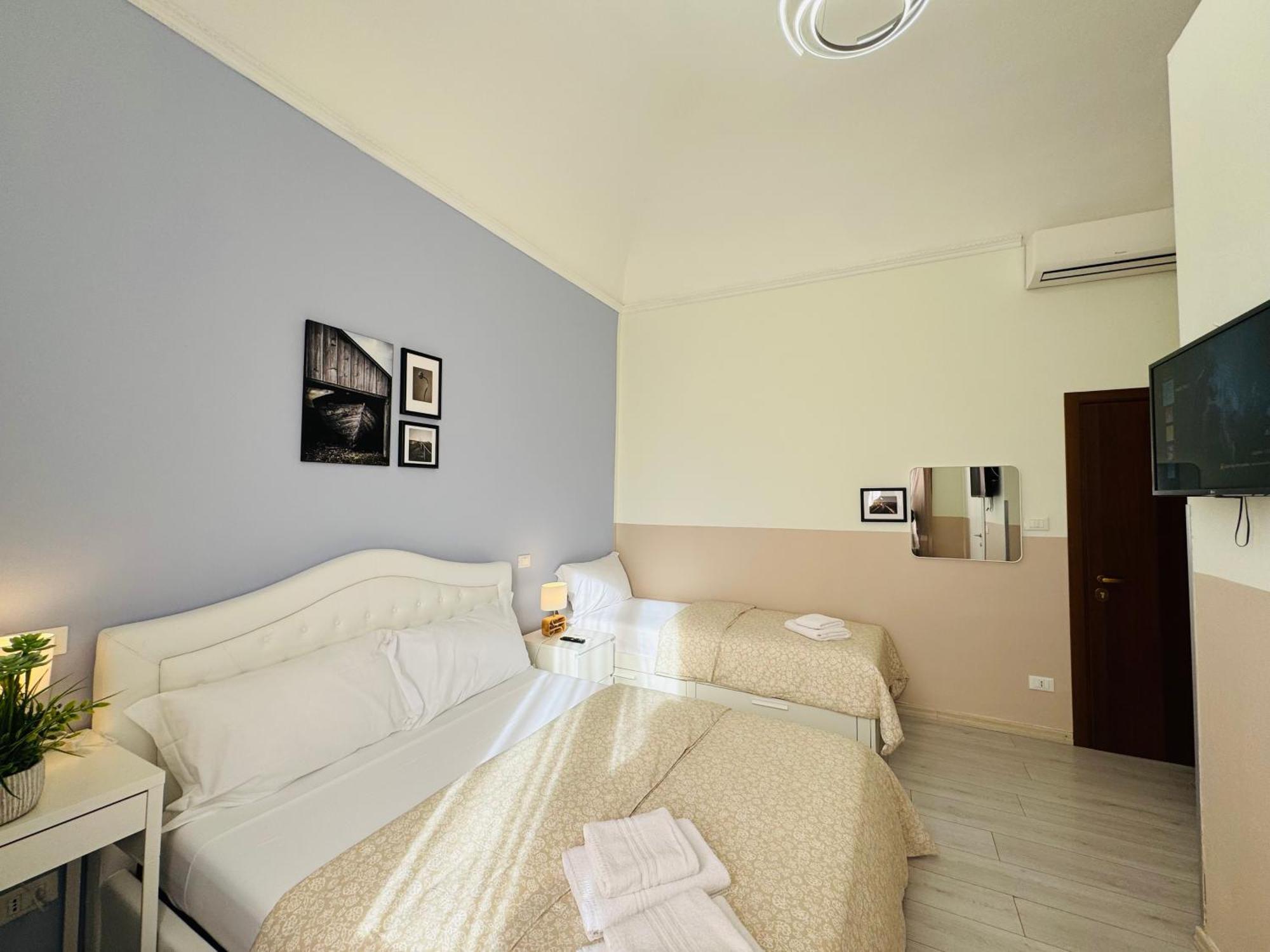 Triple Room Private Bathroom