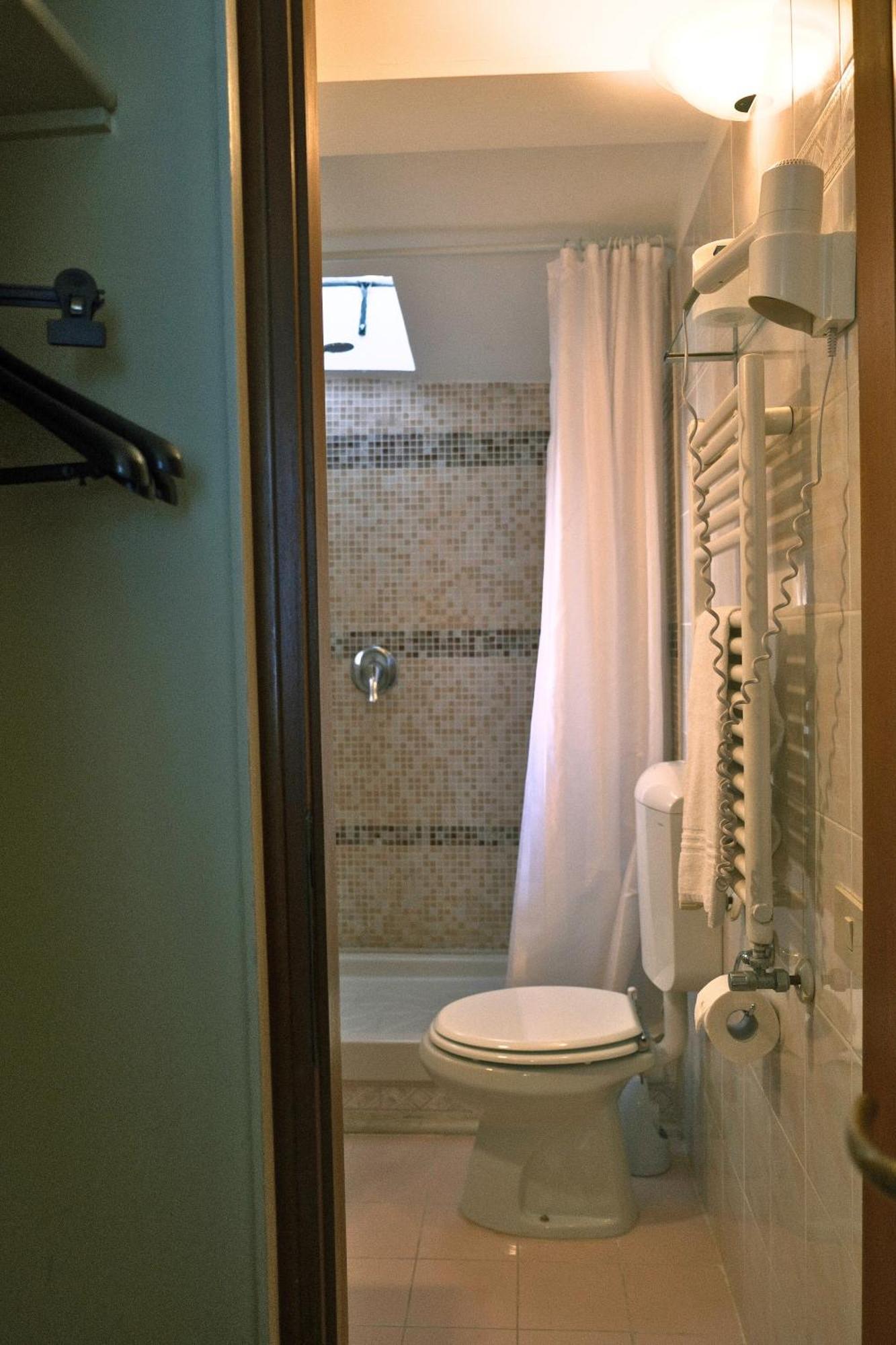 Single Room with View