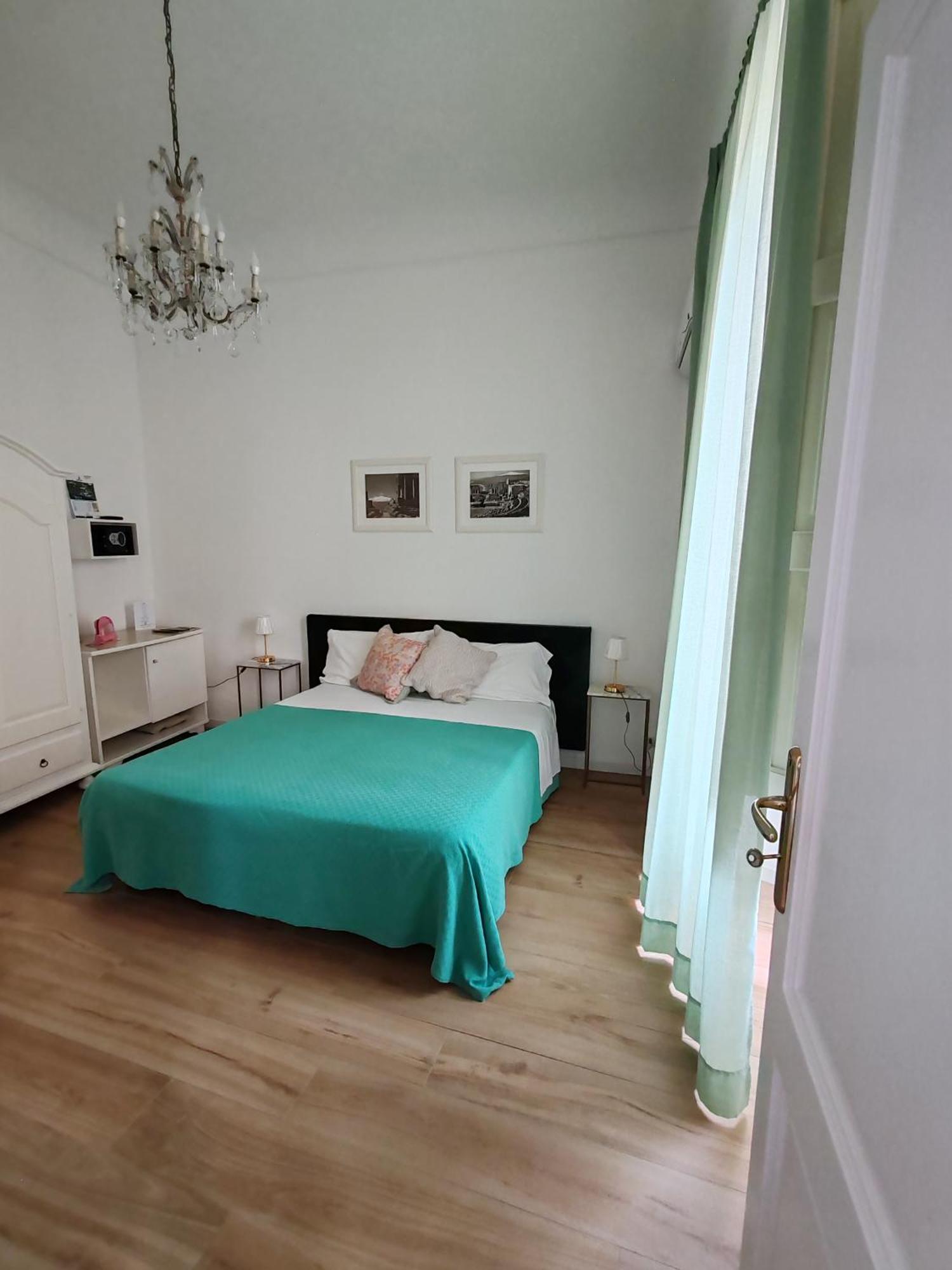 Double or Twin Room Balcony