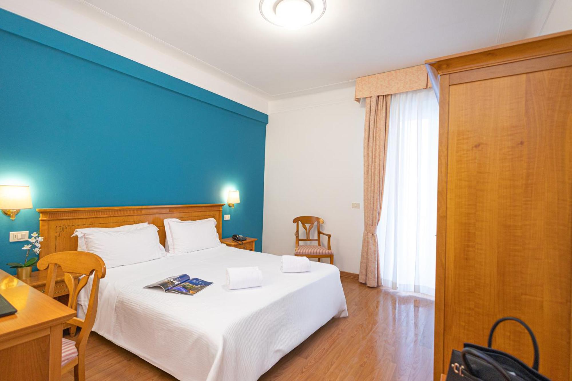 Economy Double or Twin Room,1580606097:JPEG