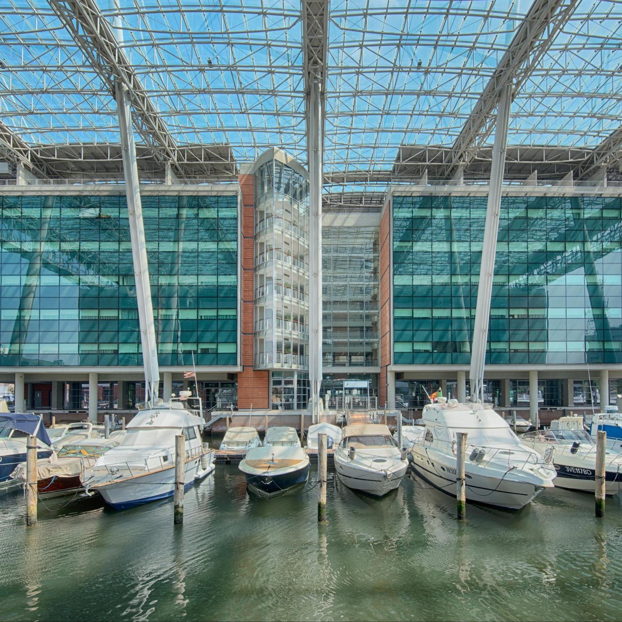 Suite Junior con vistas a Darsena