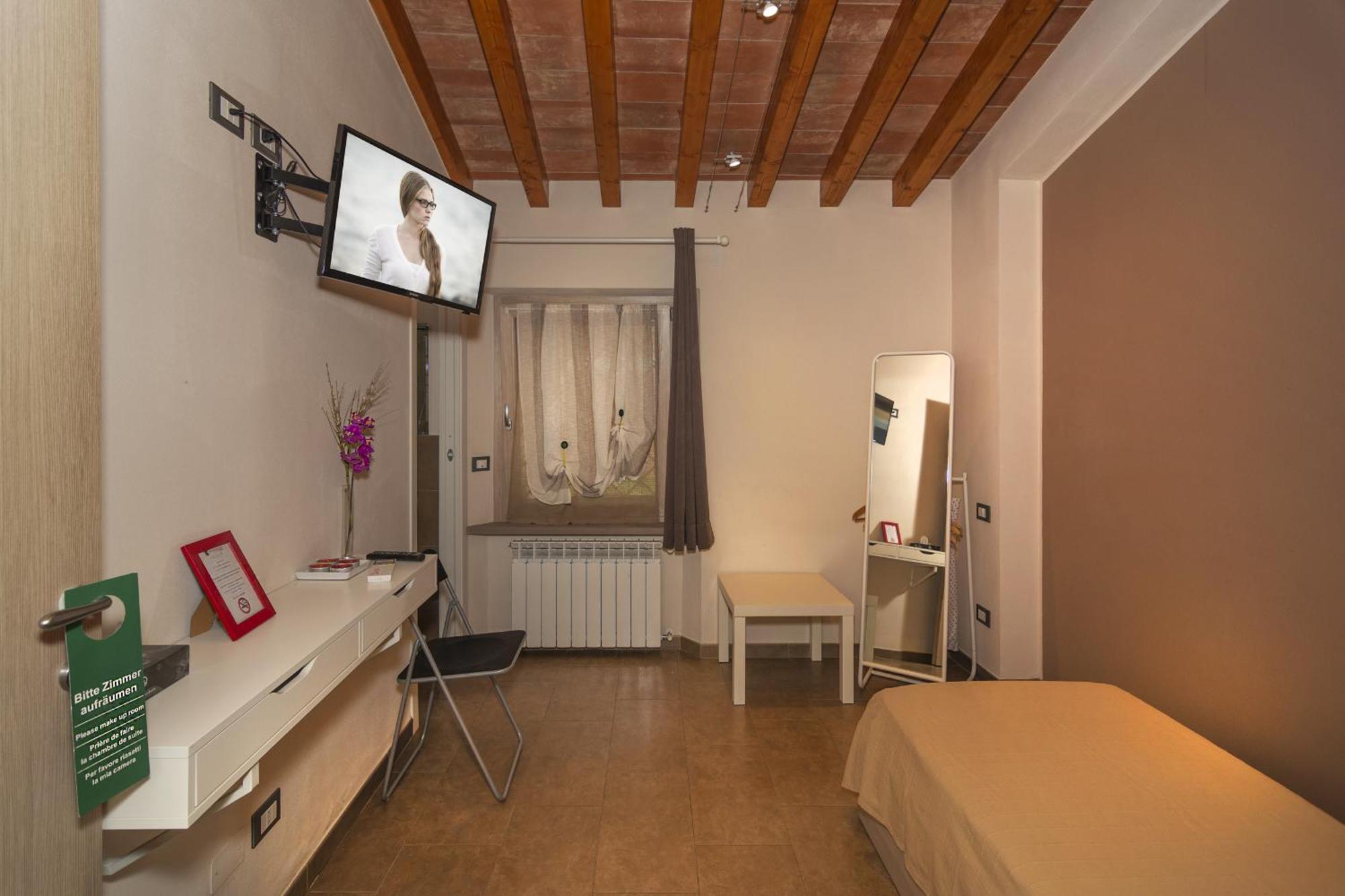 Single Room Private Bathroom