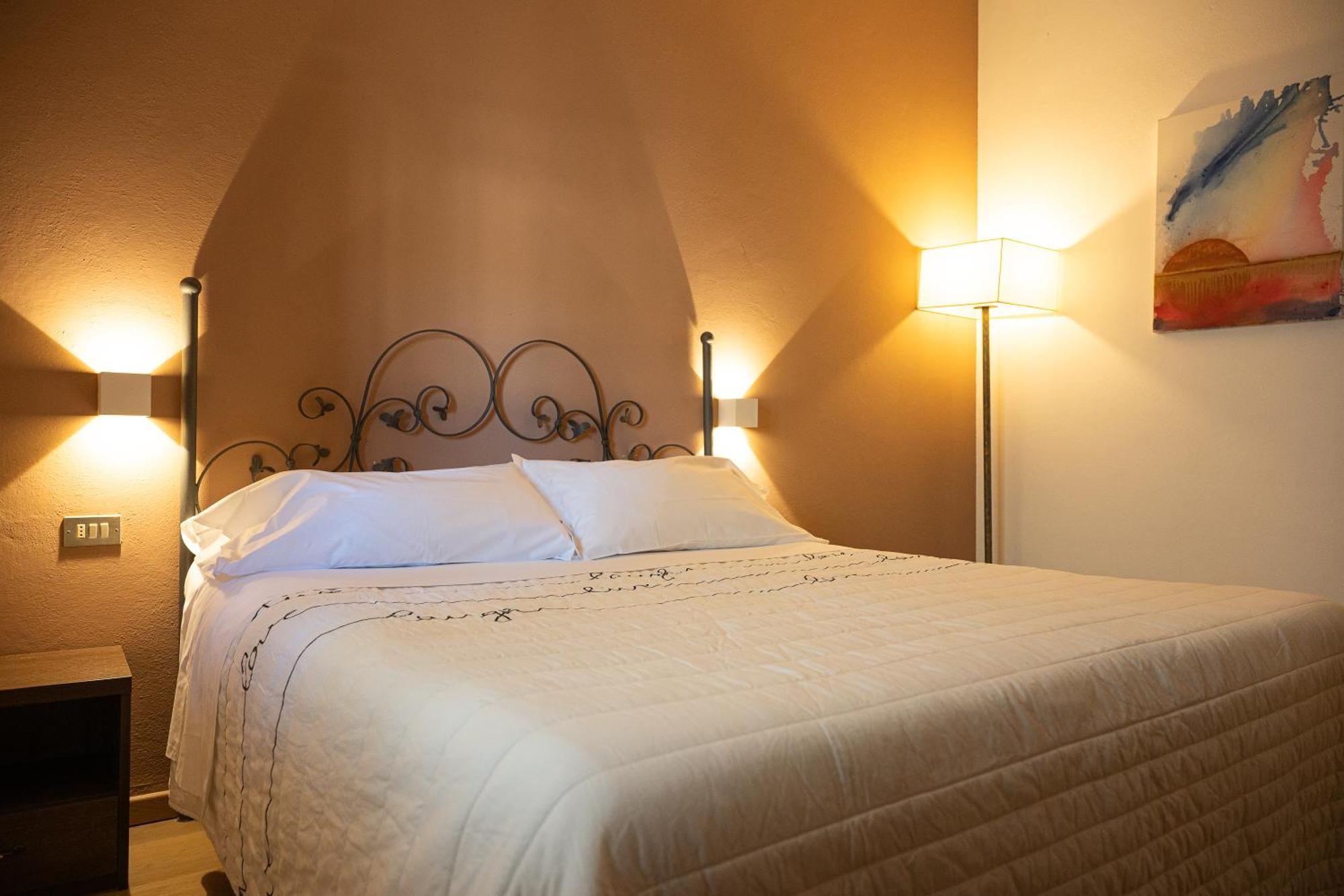 Double Room,1661106811:JPEG